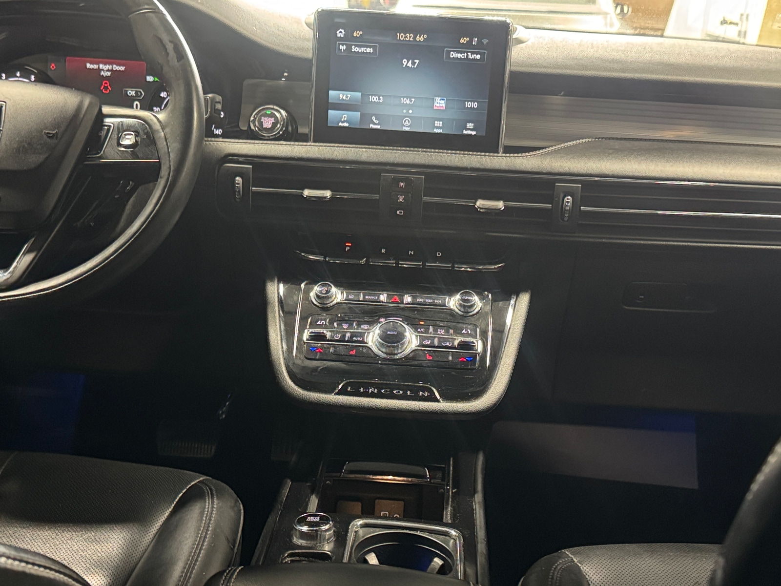 Thumbnail: 2020 Lincoln Corsair - 3