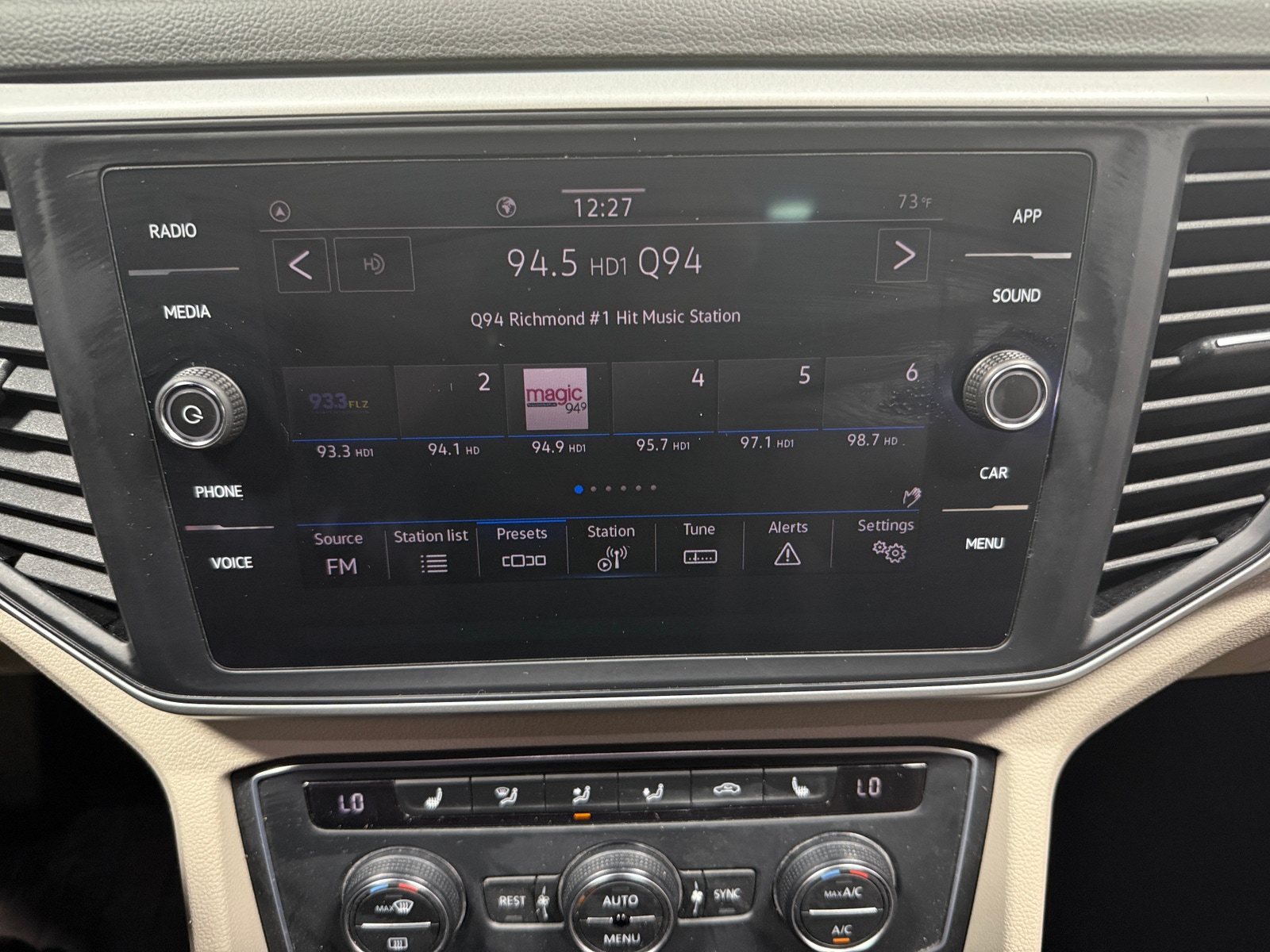 Thumbnail: 2021 Volkswagen Atlas - 3