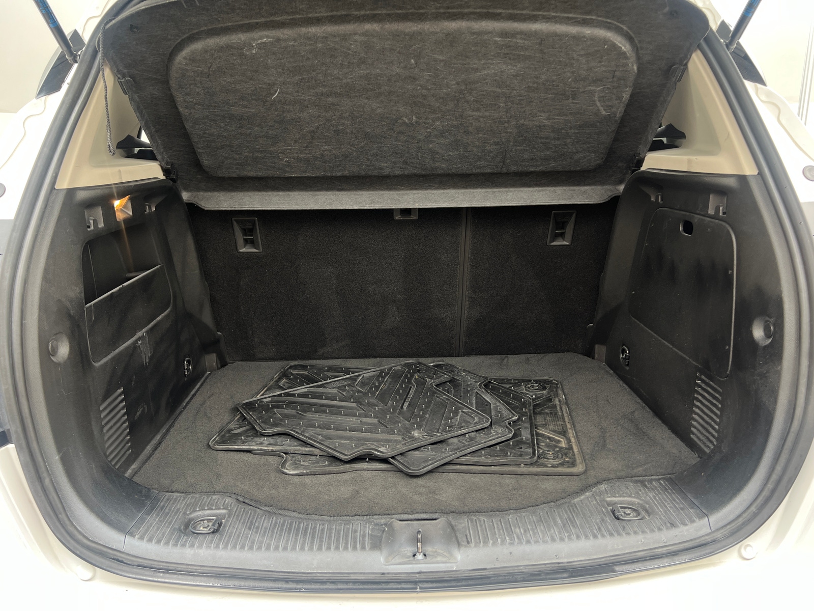 Thumbnail: 2018 Buick Encore - 6