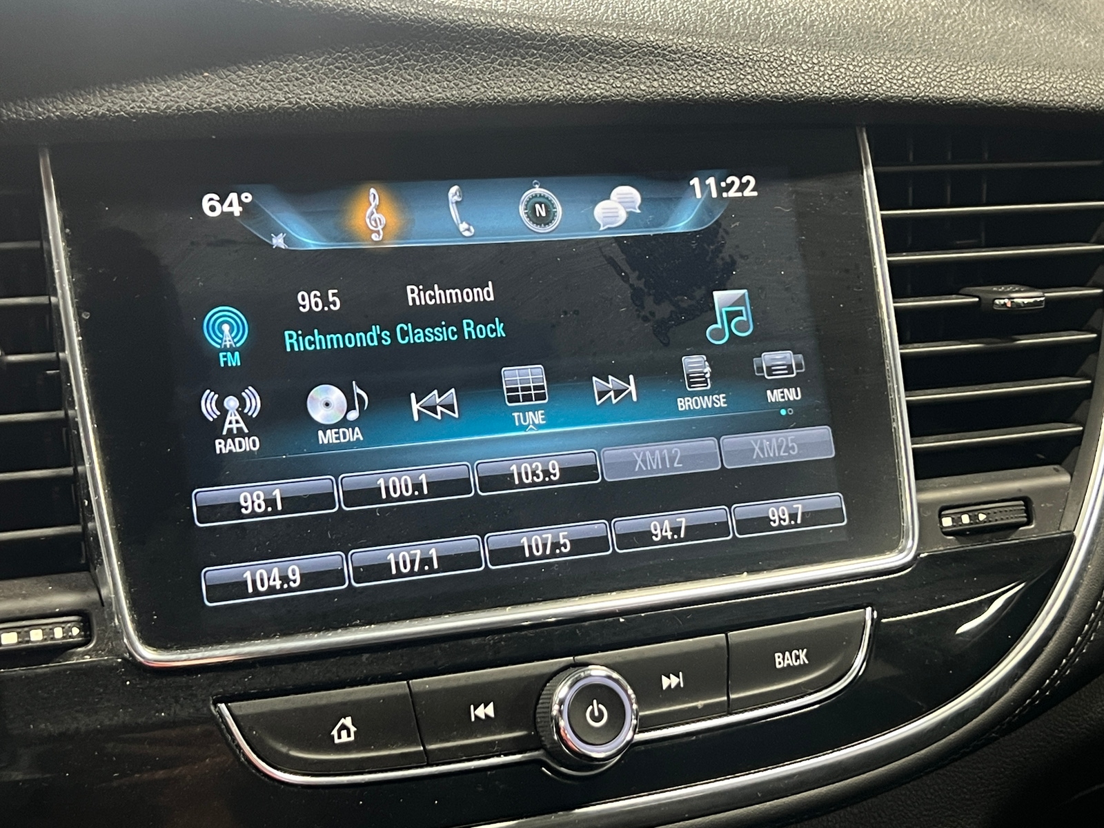 Thumbnail: 2018 Buick Encore - 3