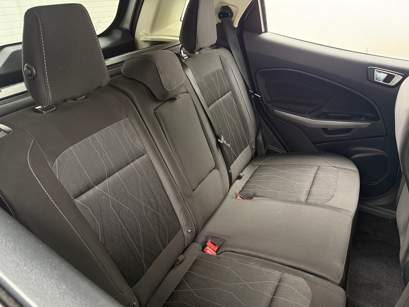 Thumbnail: 2018 Ford EcoSport - 6