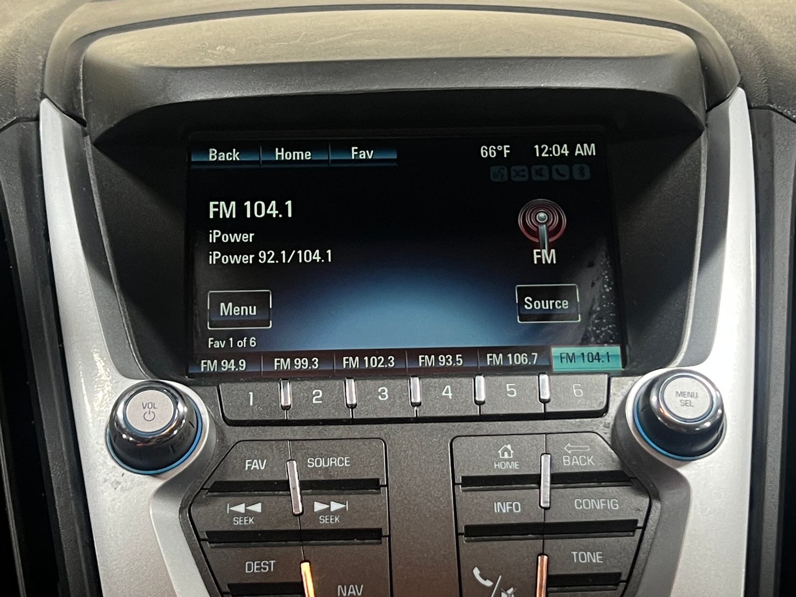 Thumbnail: 2014 Chevrolet Equinox - 3