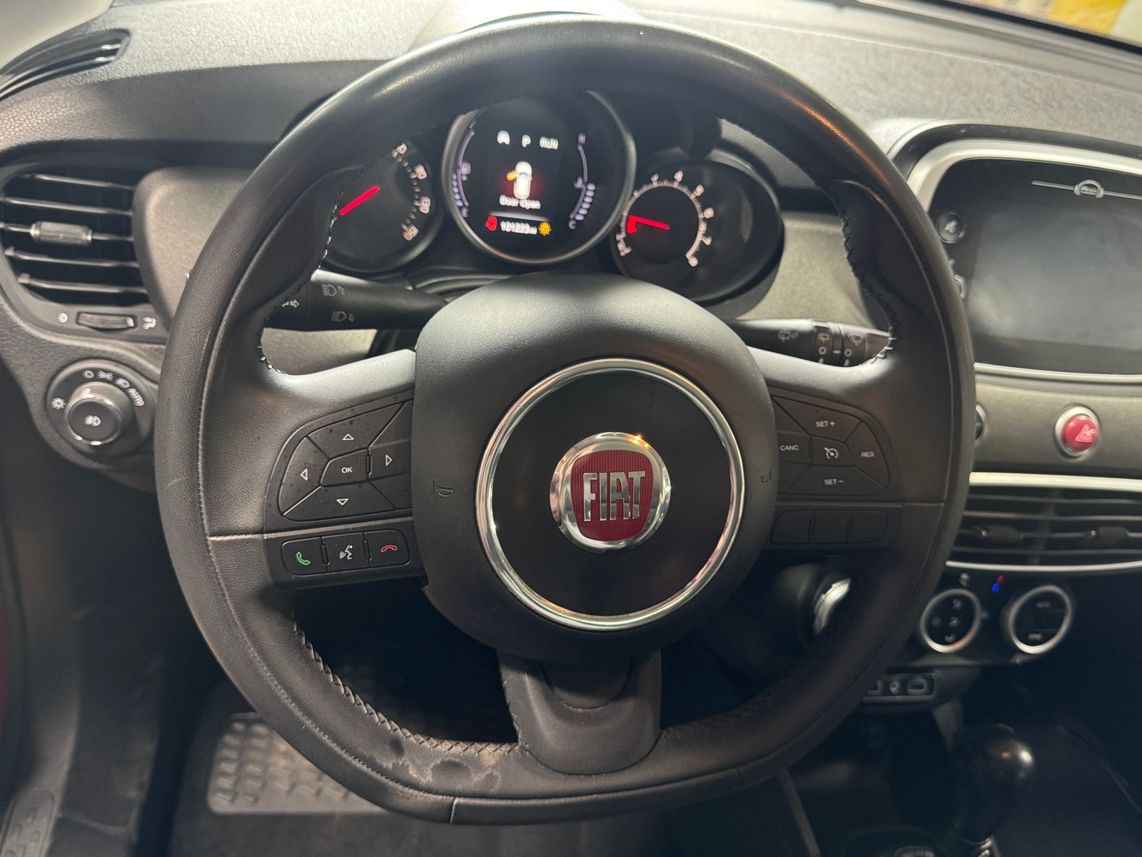 Thumbnail: 2018 Fiat 500X - 5