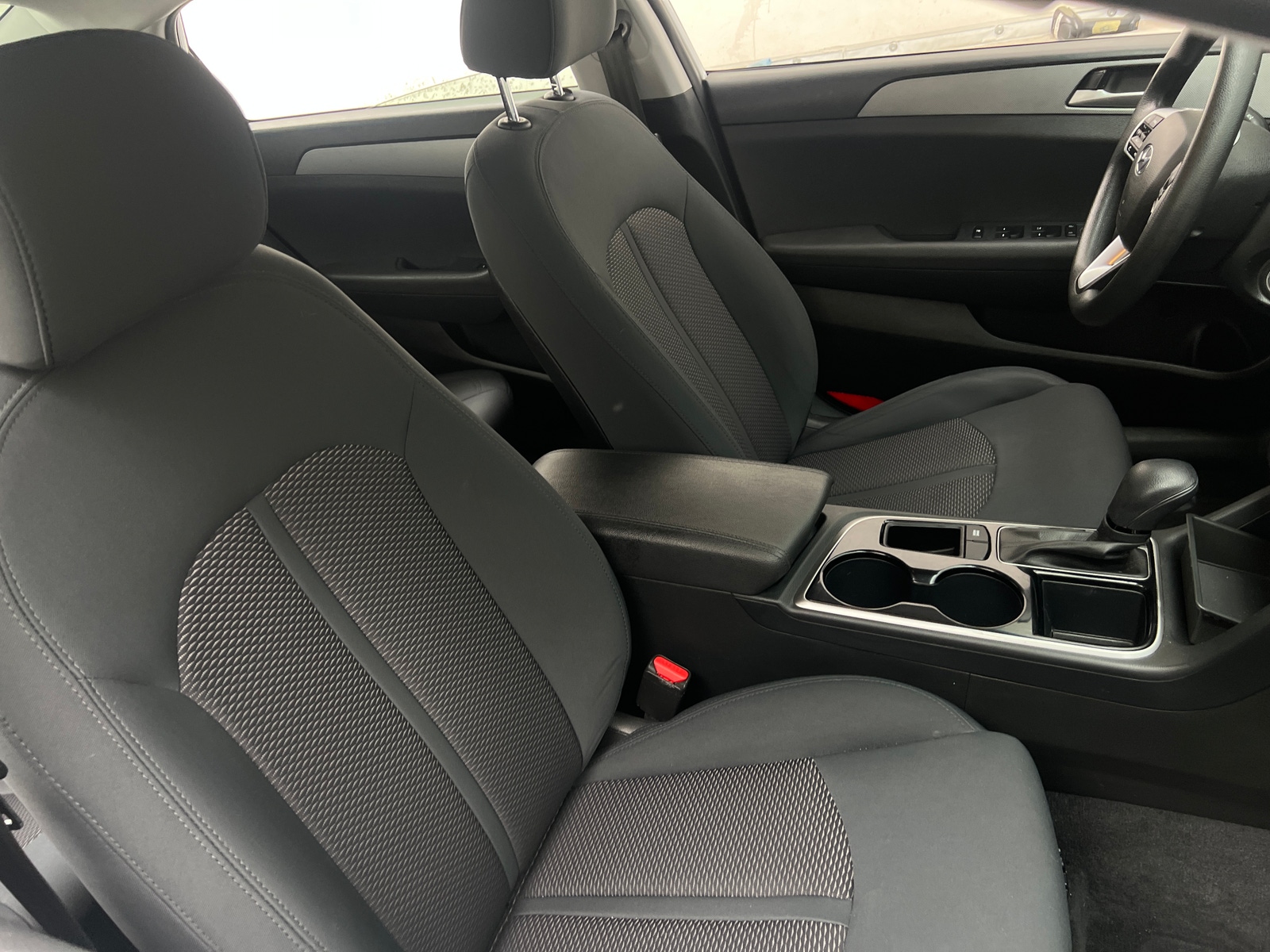 Thumbnail: 2019 Hyundai Sonata - 2