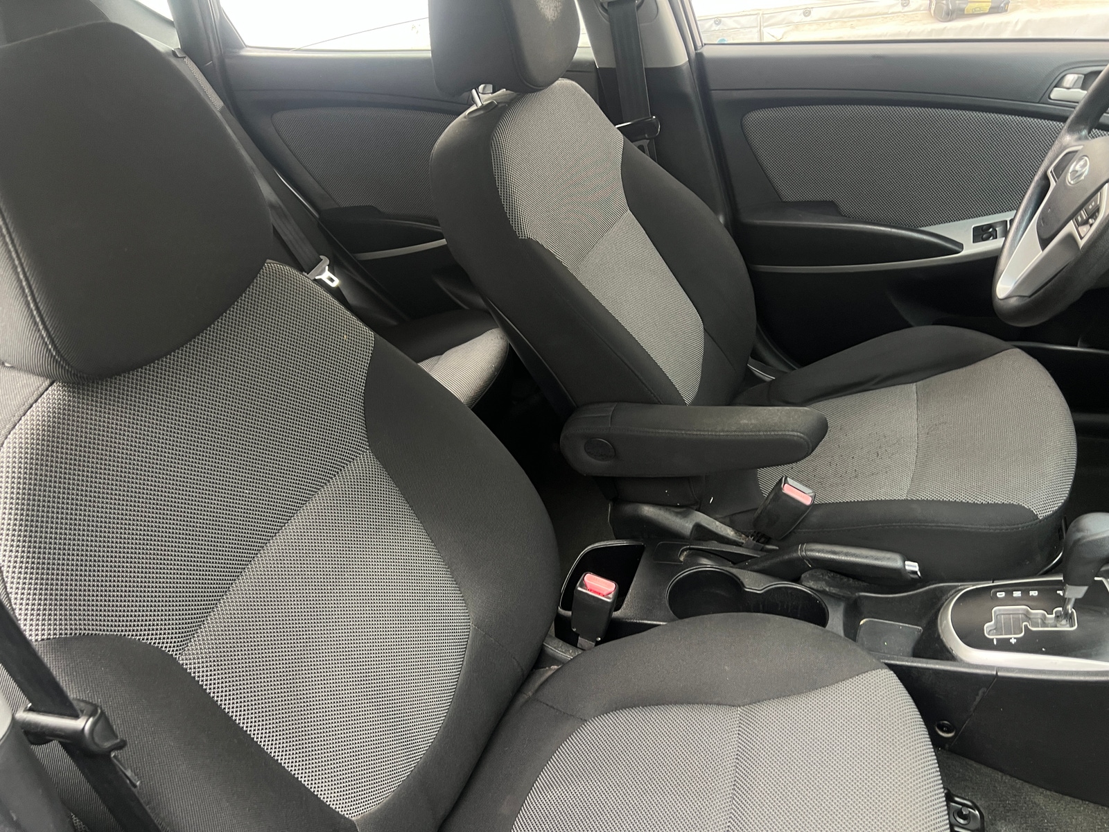 Thumbnail: 2012 Hyundai Accent - 2