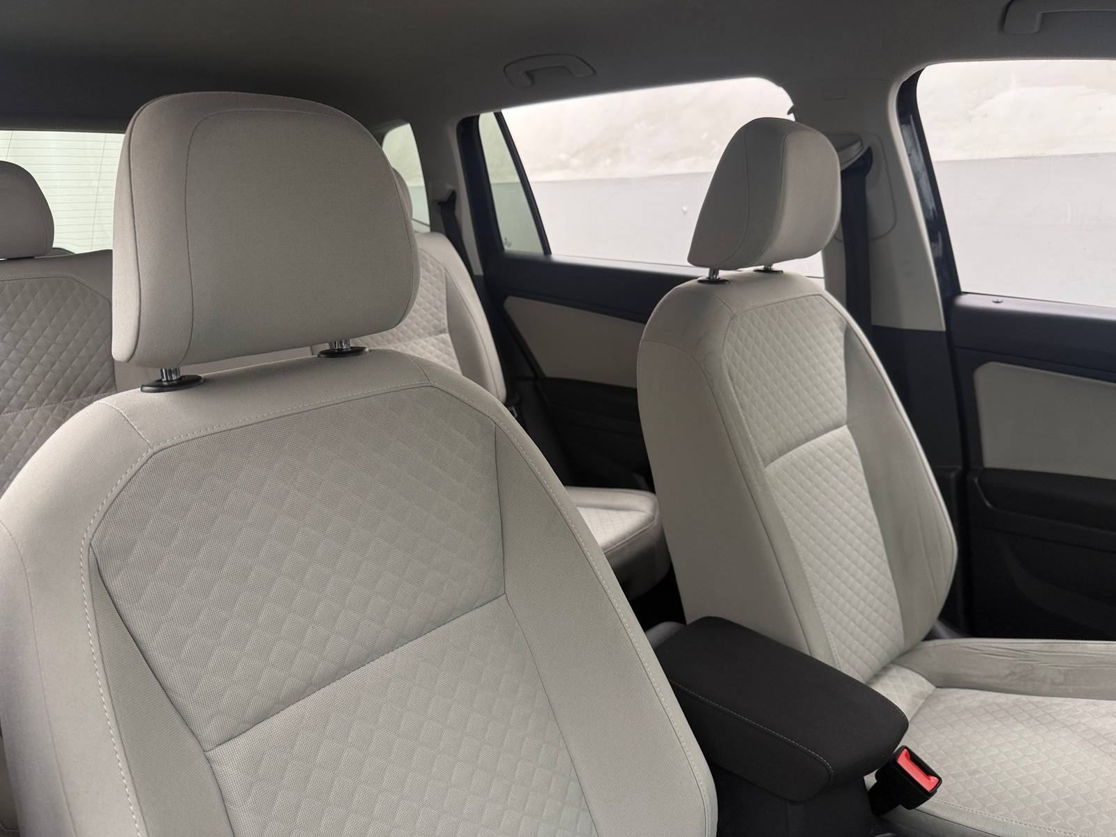 Thumbnail: 2020 Volkswagen Tiguan - 2