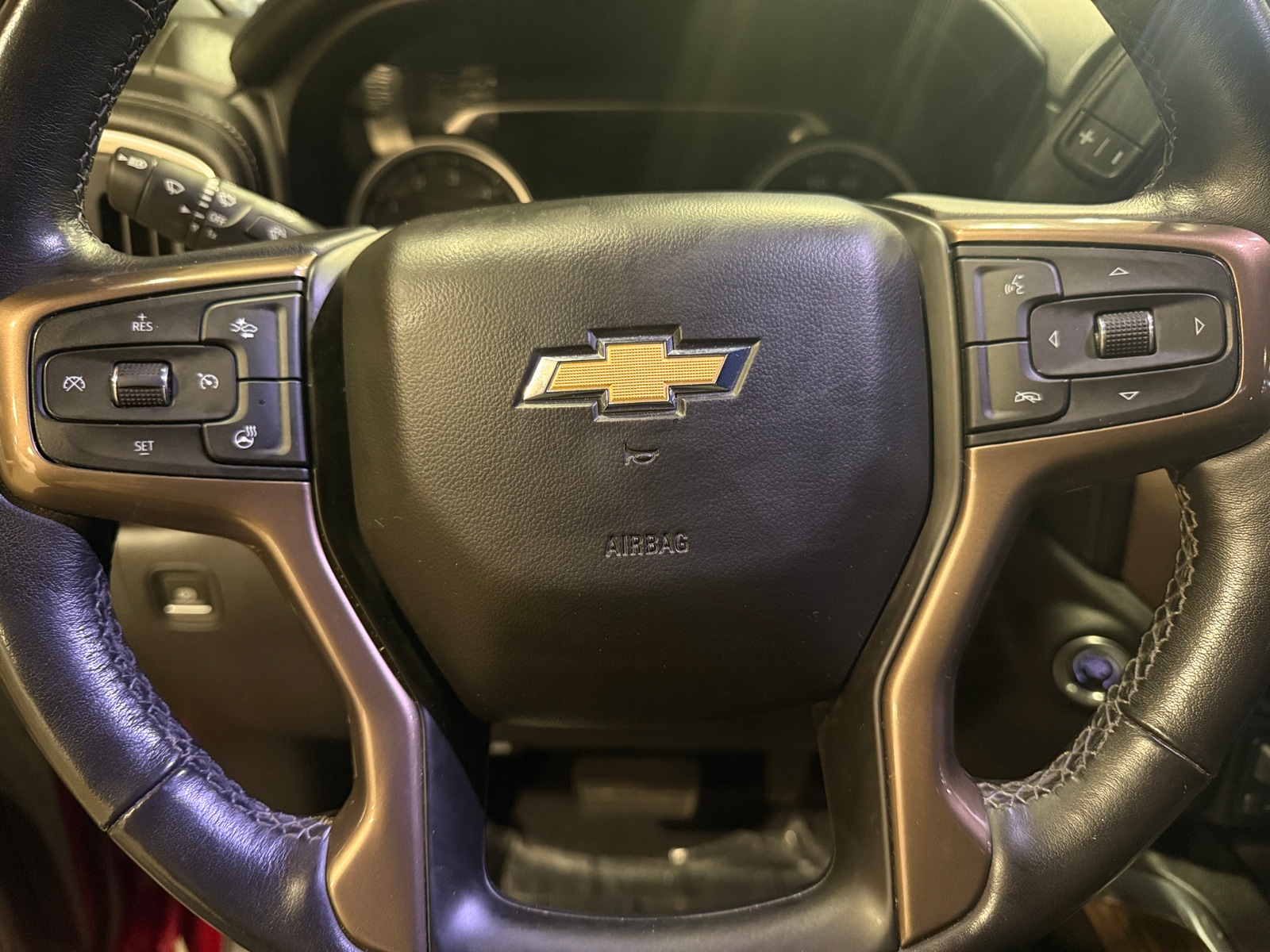 Thumbnail: 2020 Chevrolet Silverado 1500 - 4