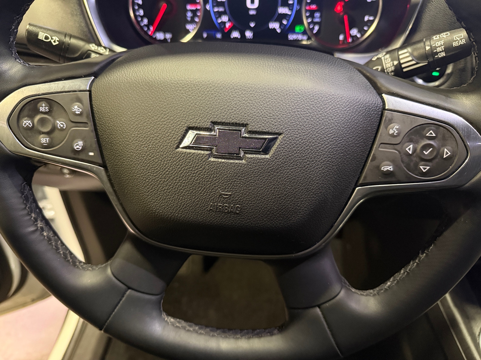 Thumbnail: 2023 Chevrolet Traverse - 4