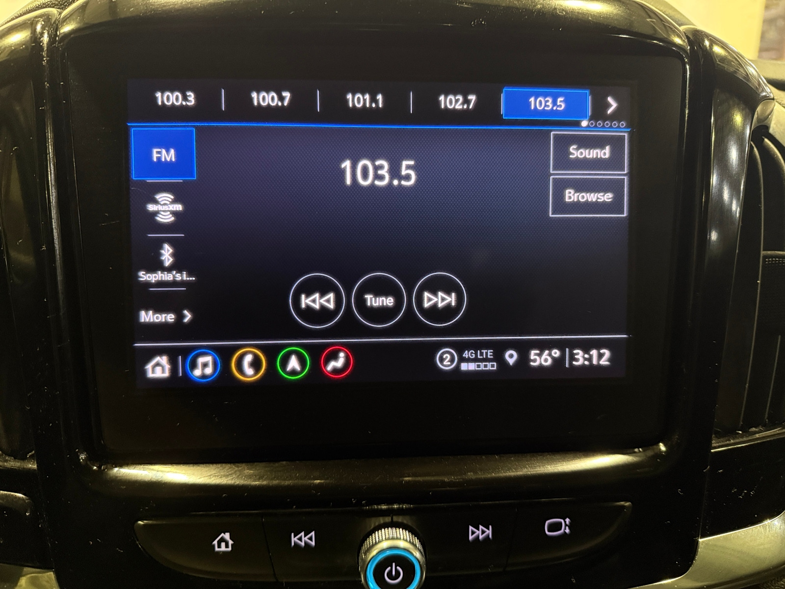 Thumbnail: 2023 Chevrolet Traverse - 3