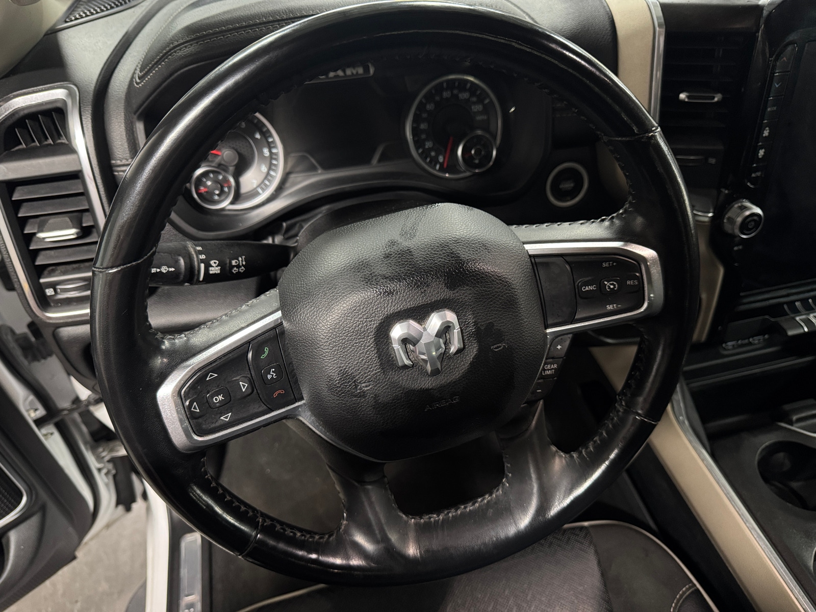 Thumbnail: 2022 RAM 1500 - 4