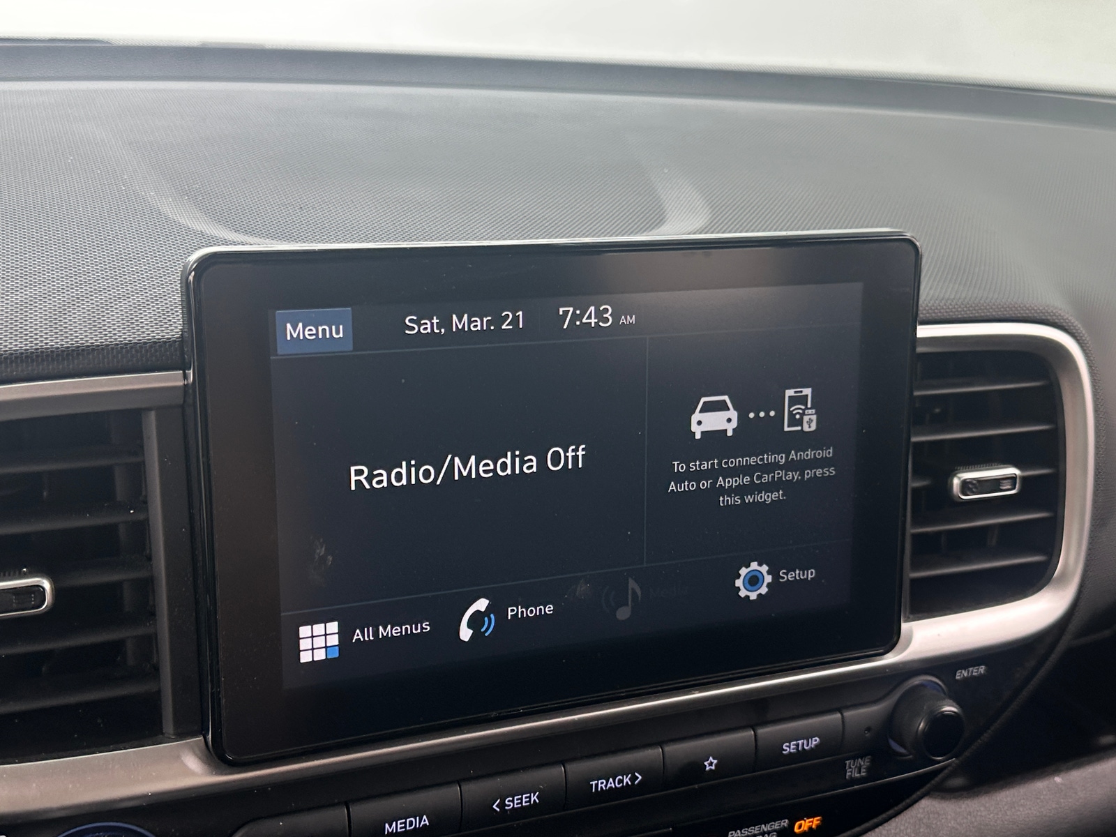 Thumbnail: 2021 Hyundai Venue - 4