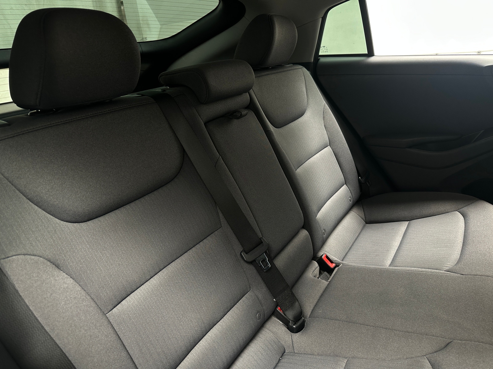 Thumbnail: 2022 Hyundai Ioniq - 6