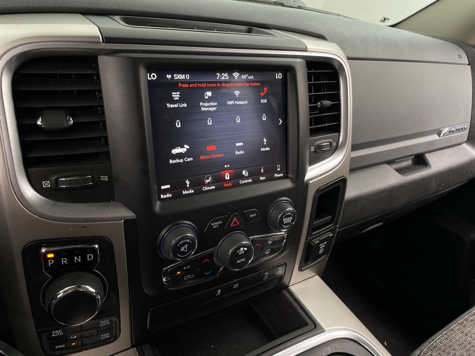 Thumbnail: 2019 RAM 1500 Classic - 4