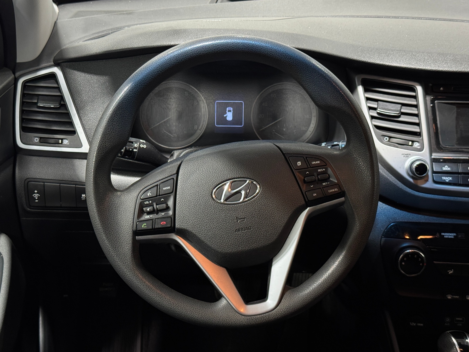 Thumbnail: 2016 Hyundai Tucson - 5