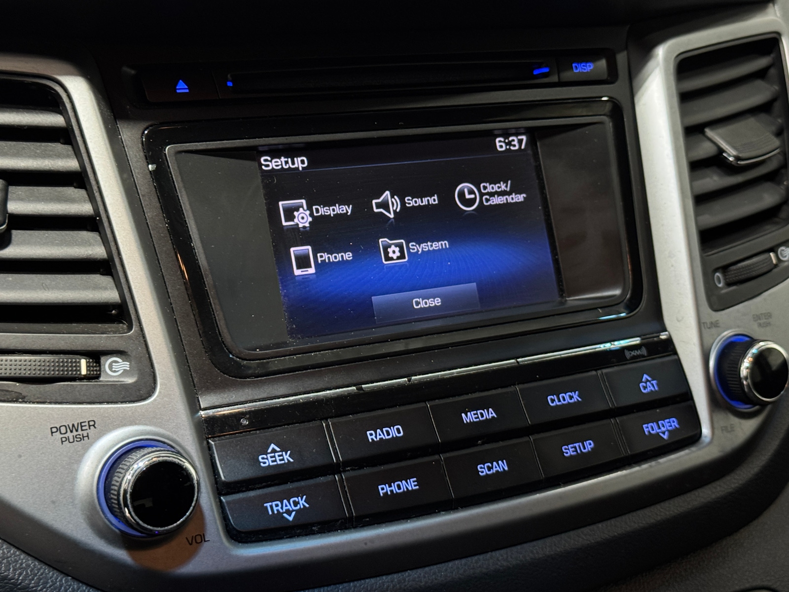 Thumbnail: 2016 Hyundai Tucson - 4