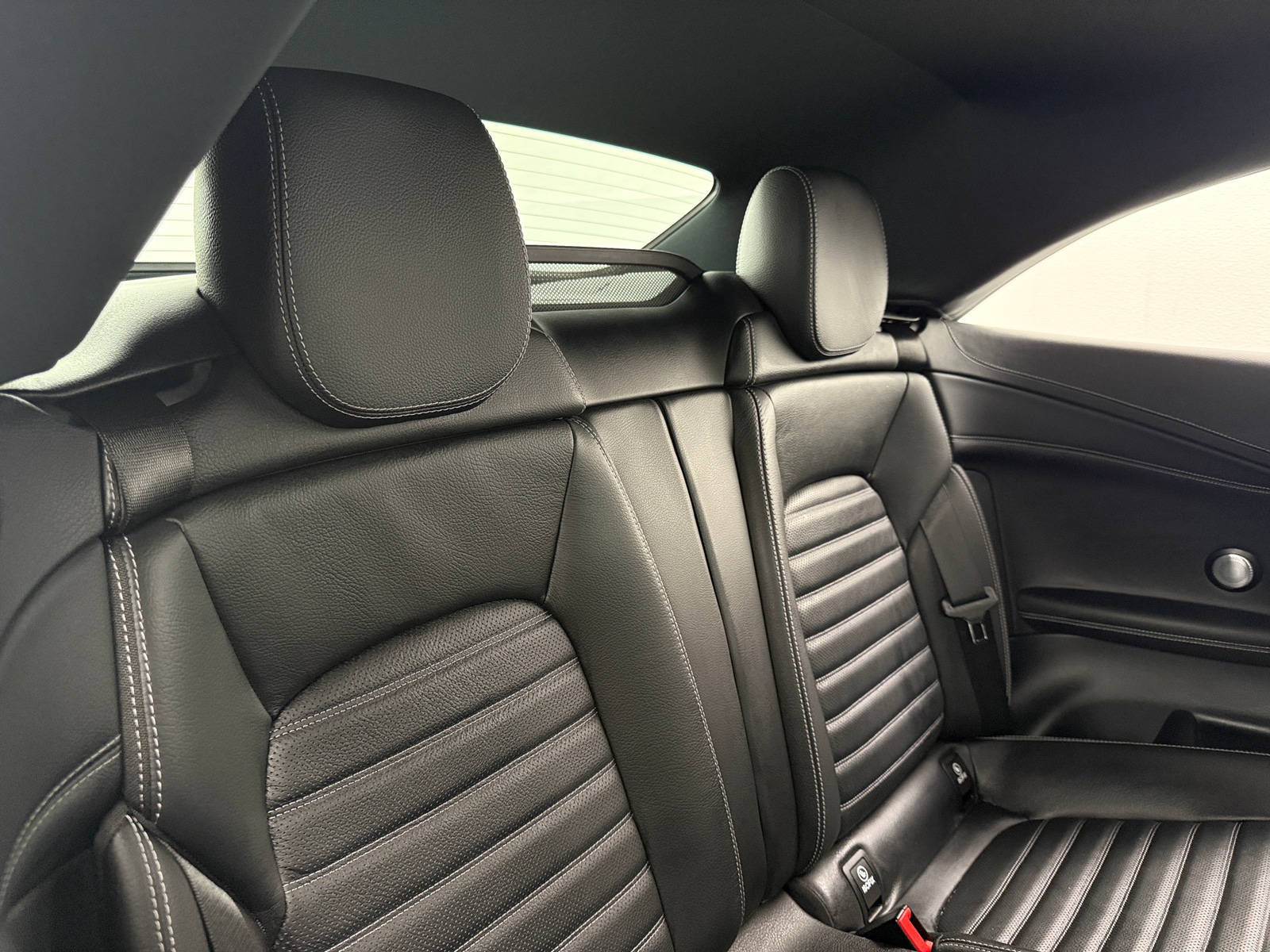 Thumbnail: 2023 Mercedes-Benz C-Class - 4