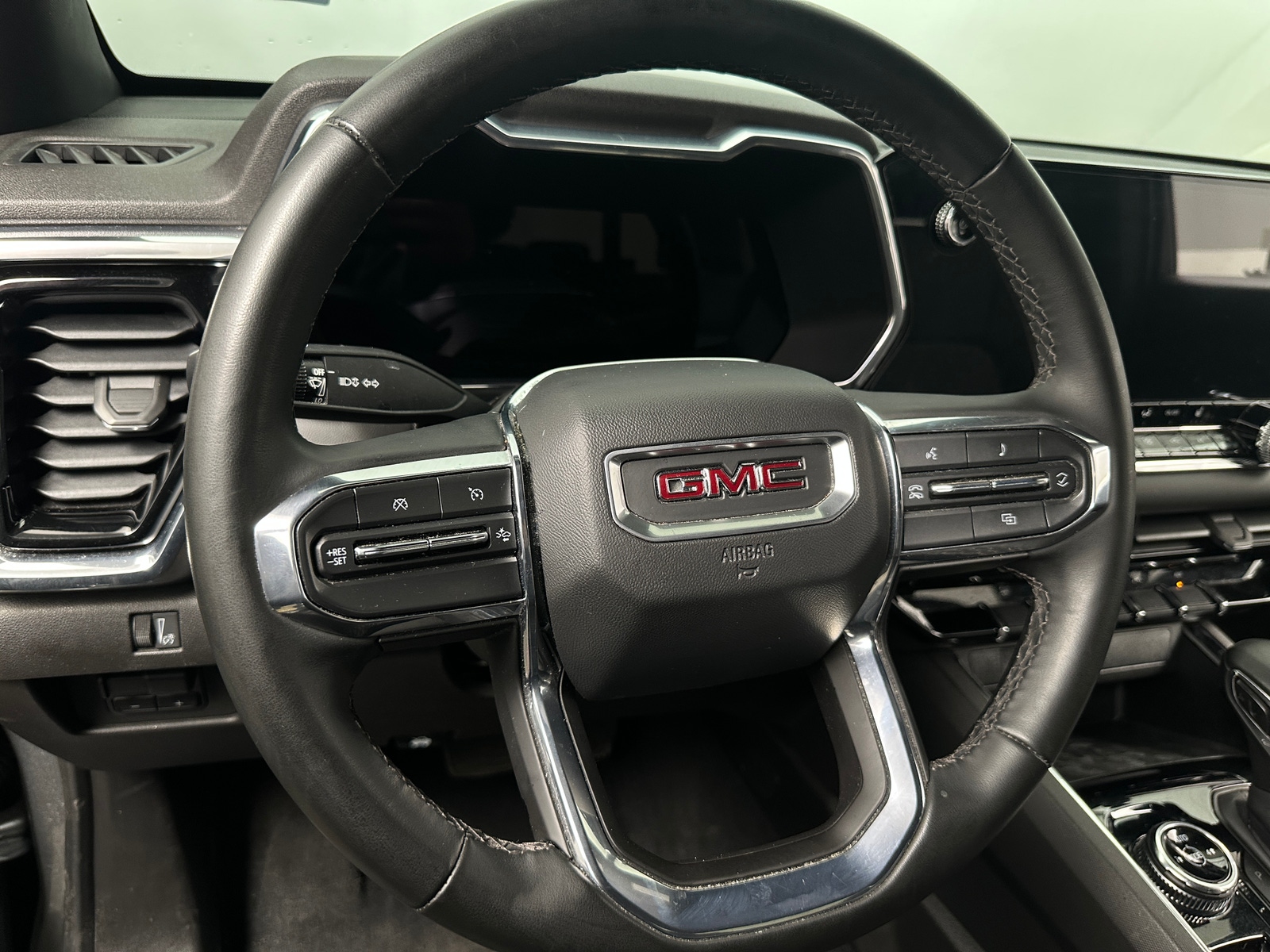 Thumbnail: 2023 GMC Canyon - 5