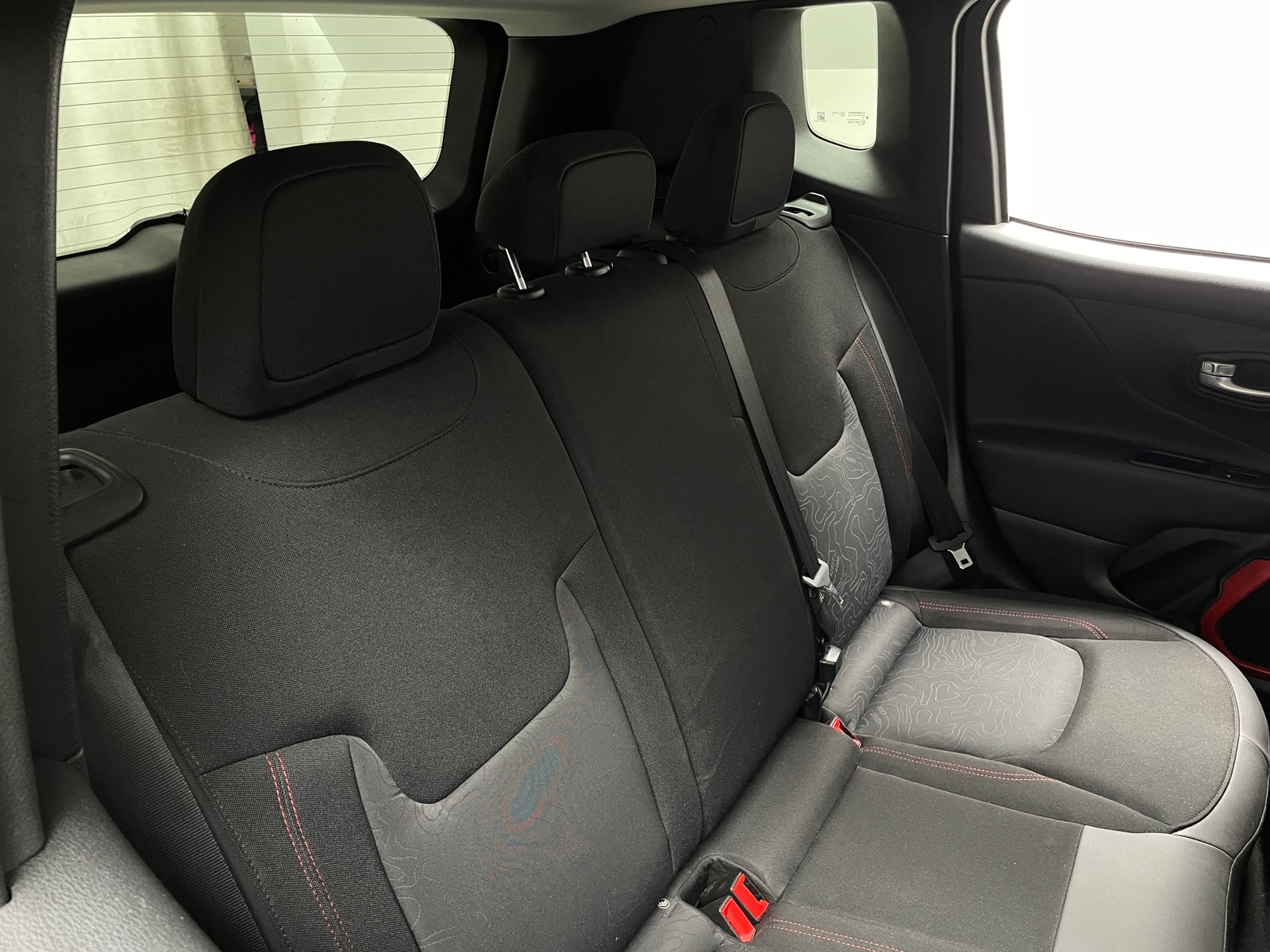 Thumbnail: 2017 Jeep Renegade - 6