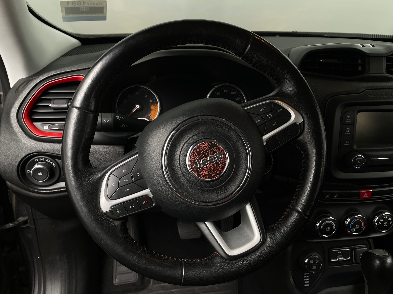 Thumbnail: 2017 Jeep Renegade - 5