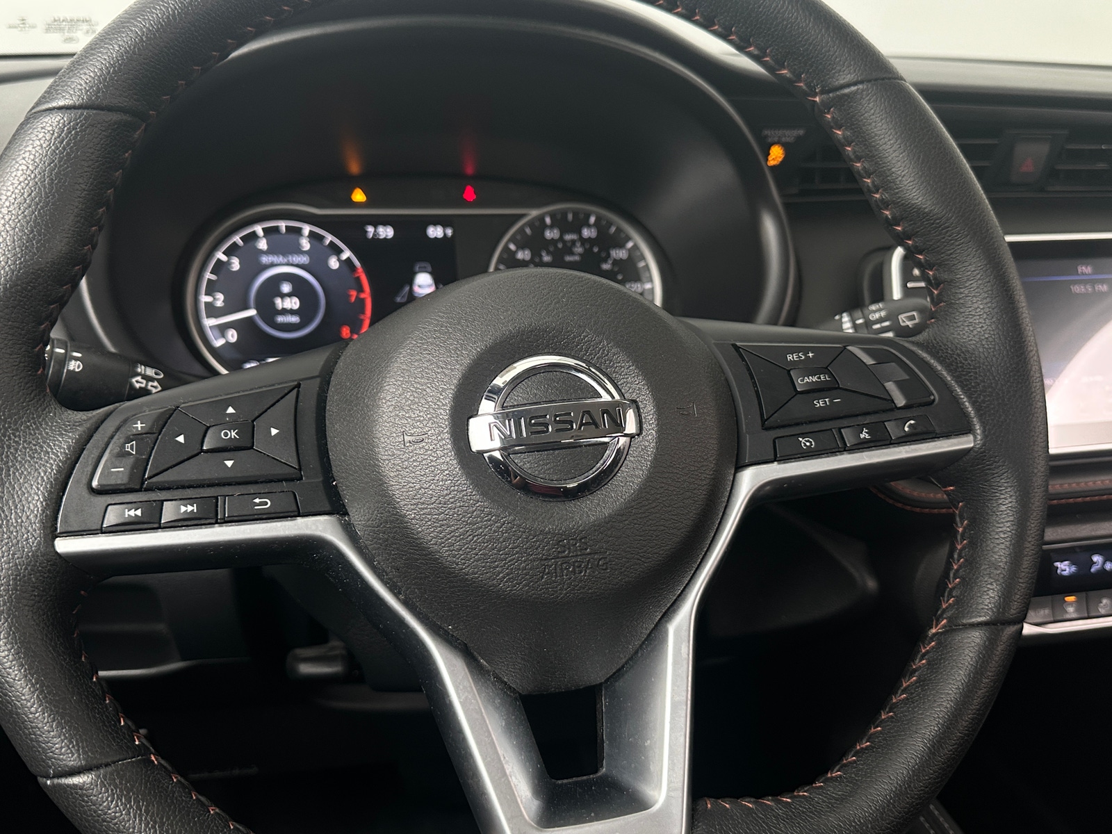 Thumbnail: 2019 Nissan Kicks - 5