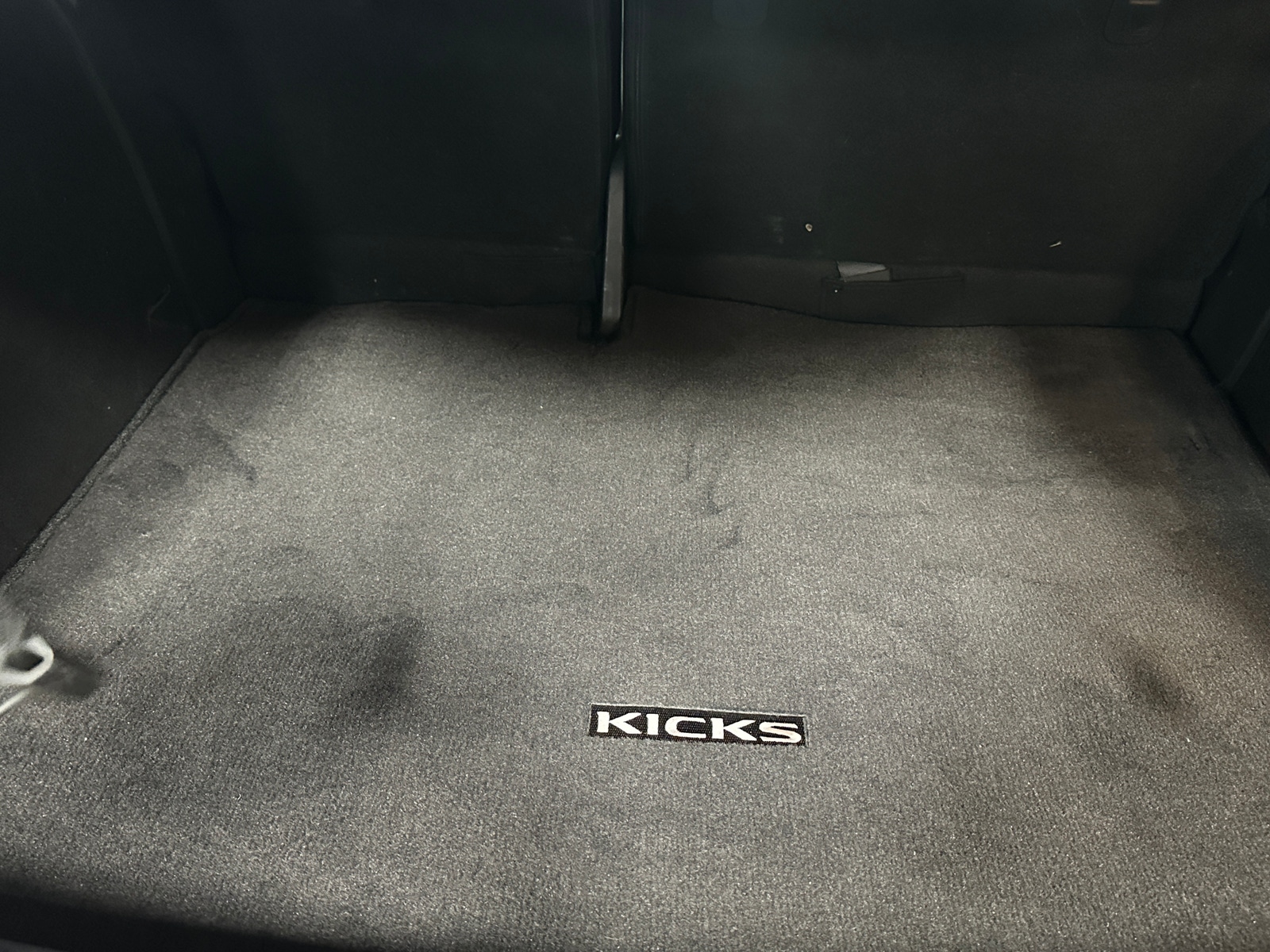 Thumbnail: 2019 Nissan Kicks - 7