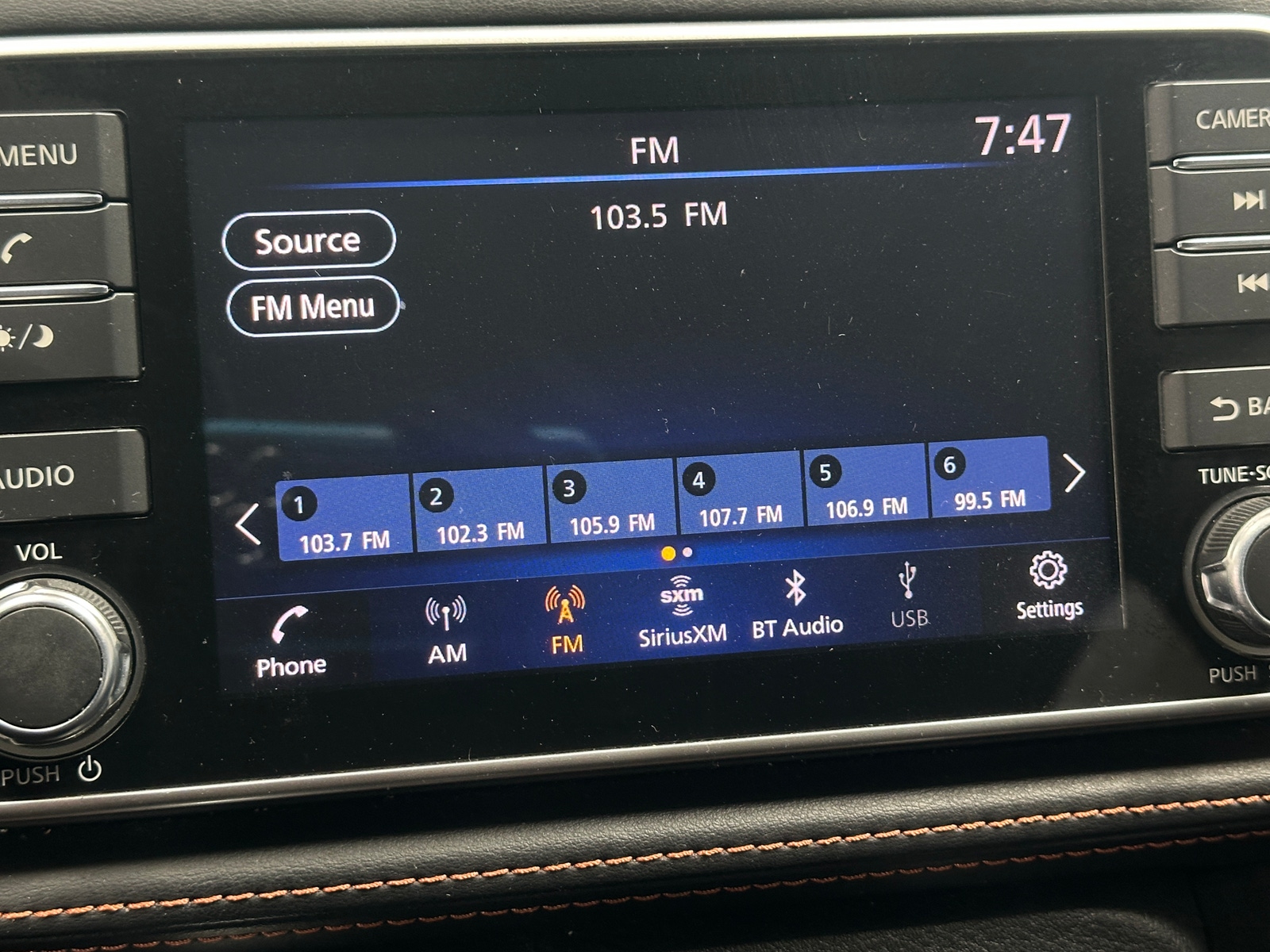 Thumbnail: 2019 Nissan Kicks - 4