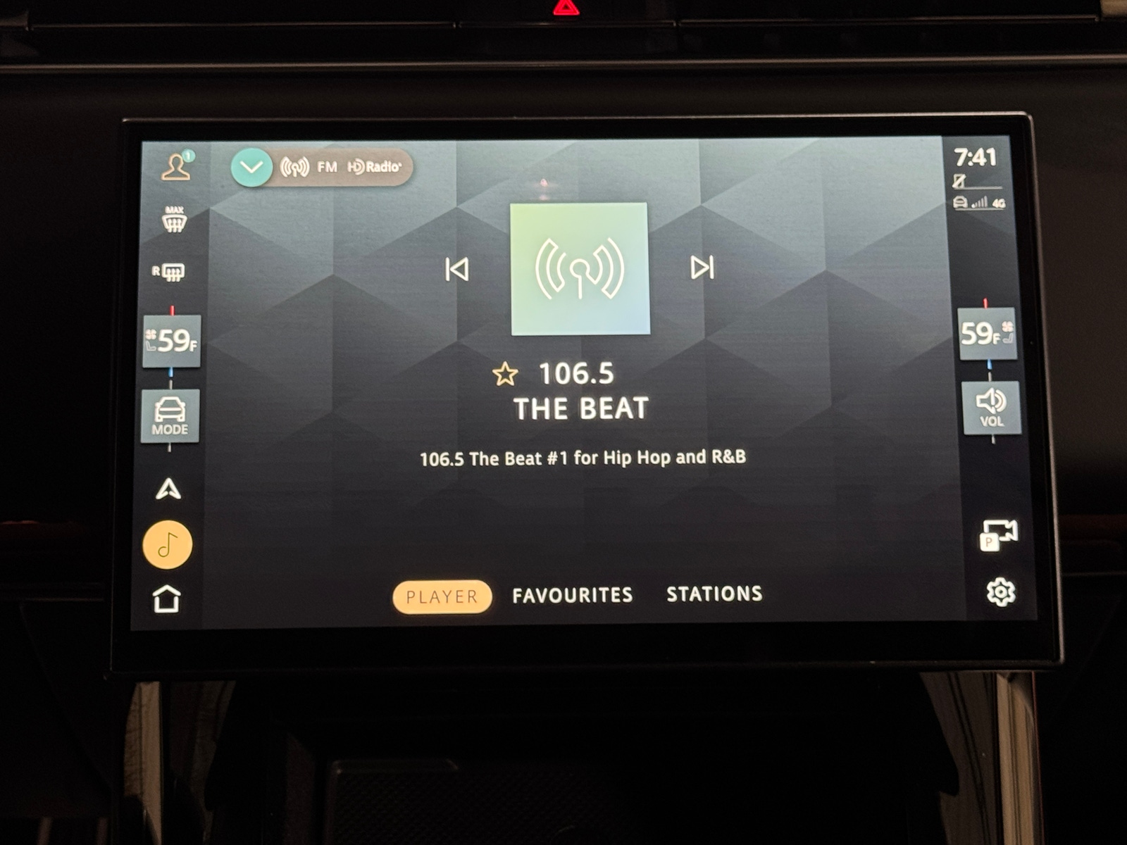 Thumbnail: 2024 Land Rover Range Rover Sport - 3