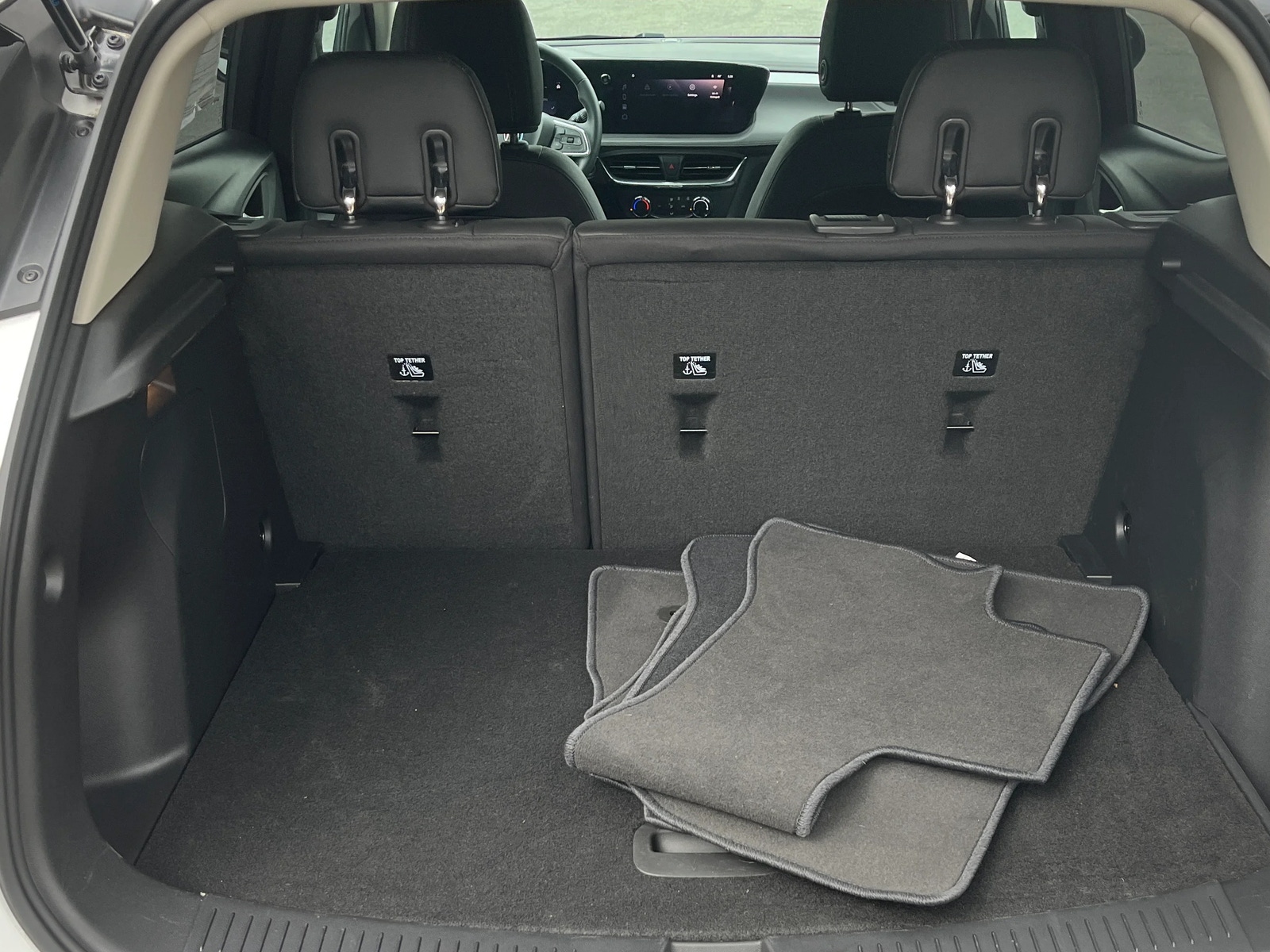 Thumbnail: 2025 Buick Encore GX - 6