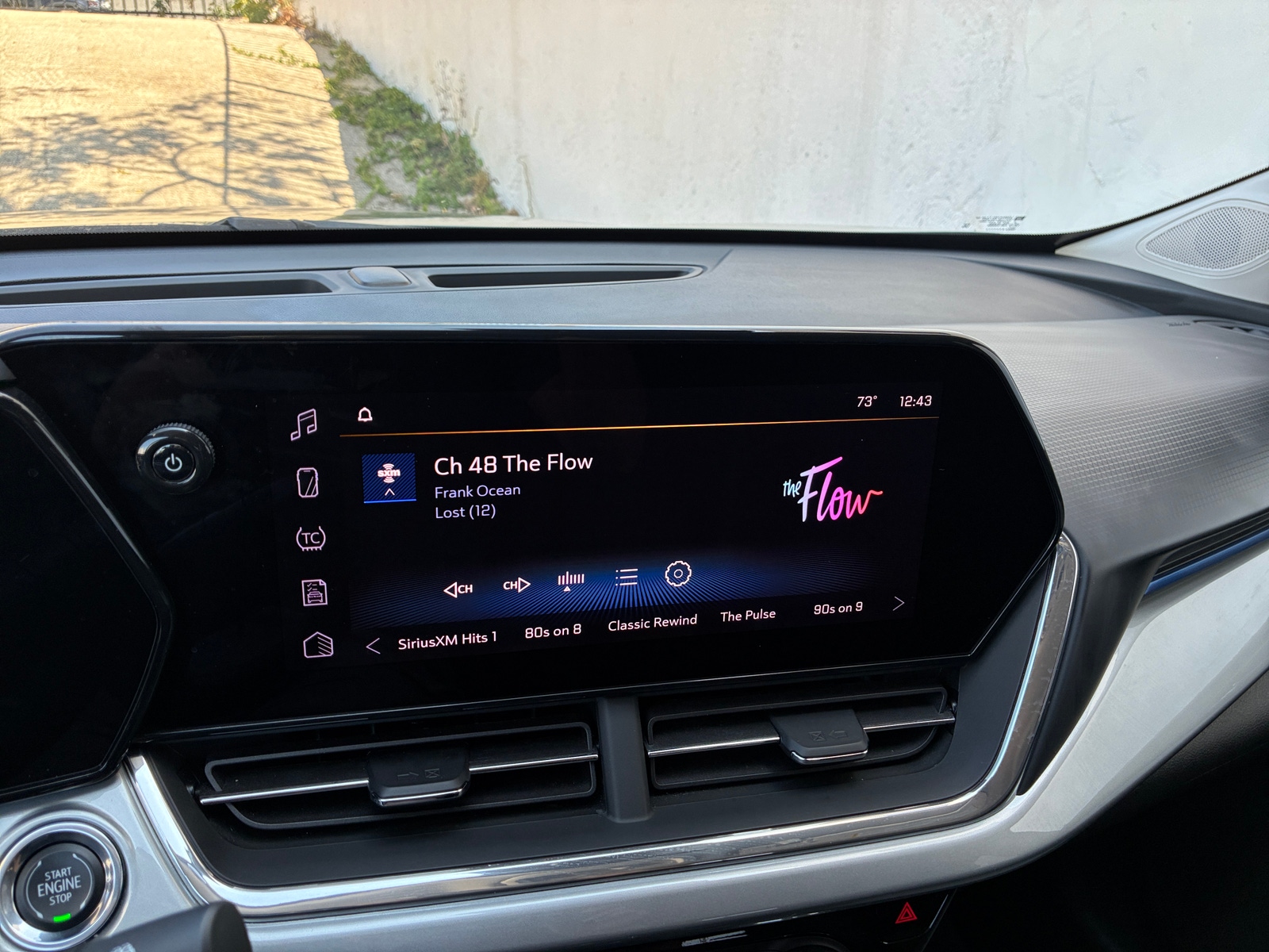 Thumbnail: 2025 Chevrolet Trax - 4