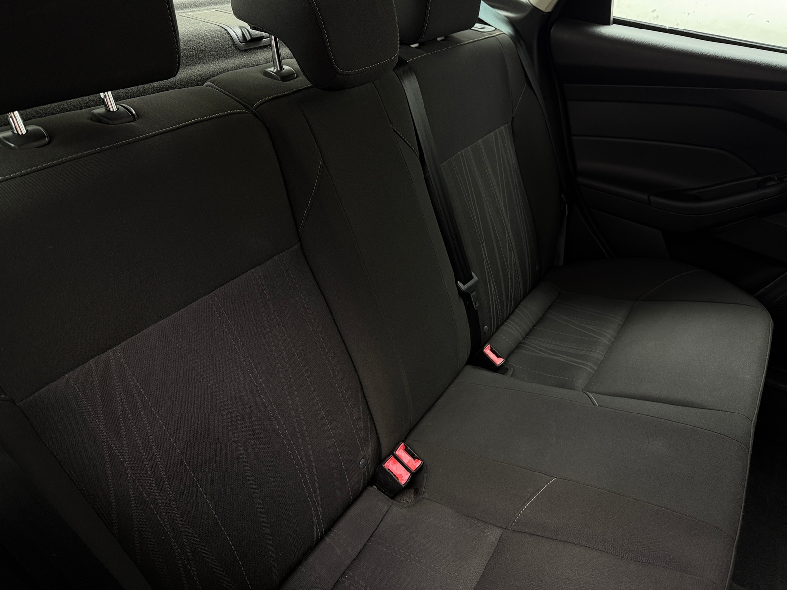 Thumbnail: 2015 Ford Focus - 6