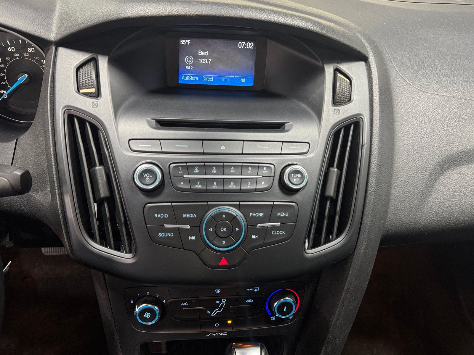 Thumbnail: 2015 Ford Focus - 4