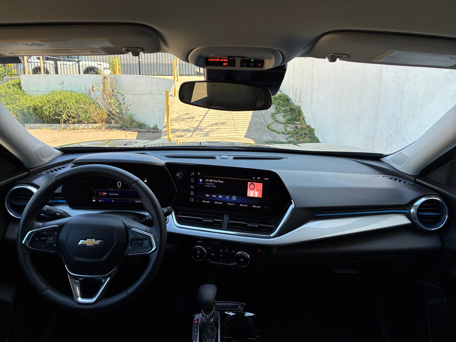 Thumbnail: 2025 Chevrolet Trax - 3