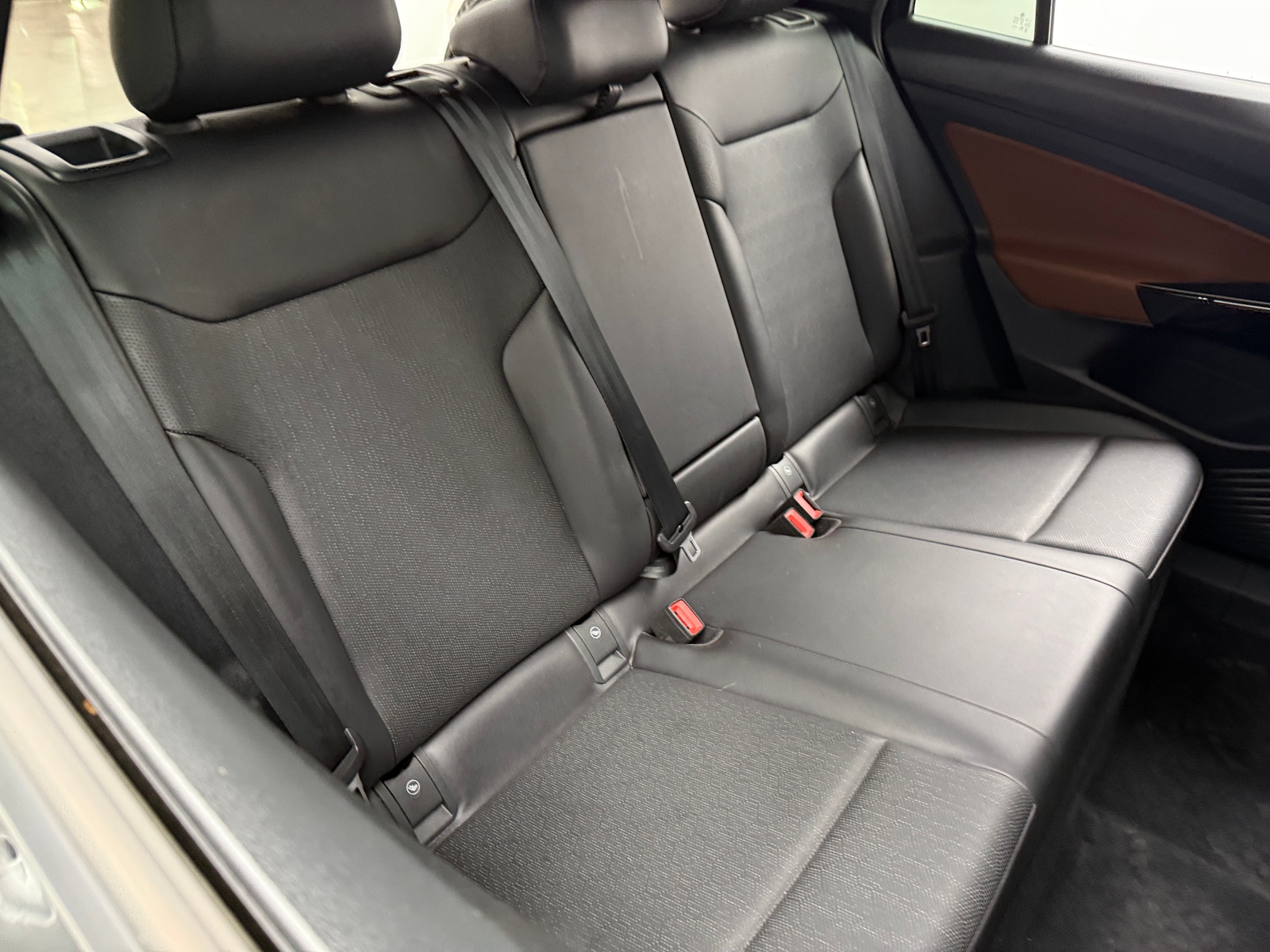 Thumbnail: 2021 Volkswagen ID.4 - 5