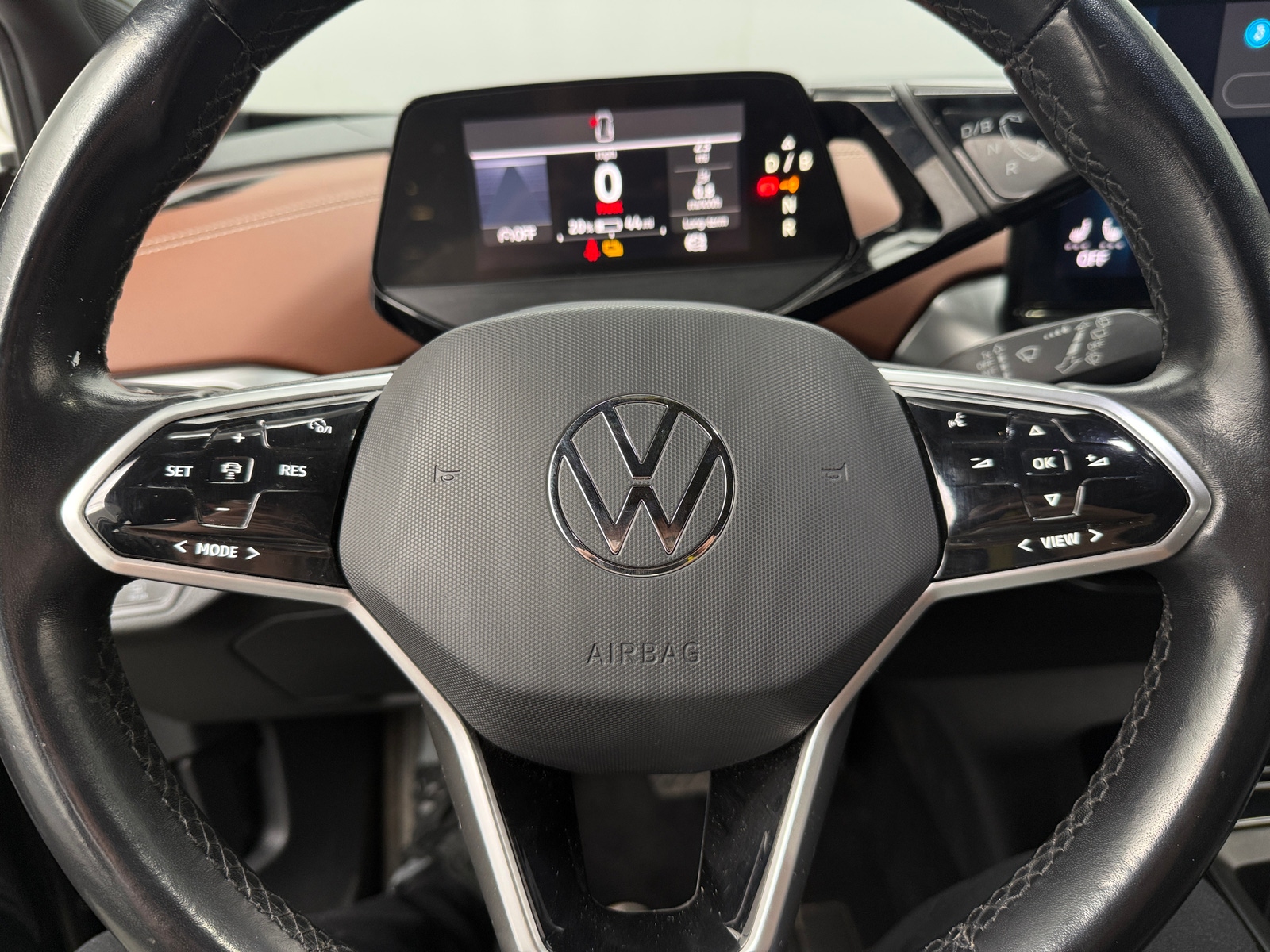 Thumbnail: 2021 Volkswagen ID.4 - 4