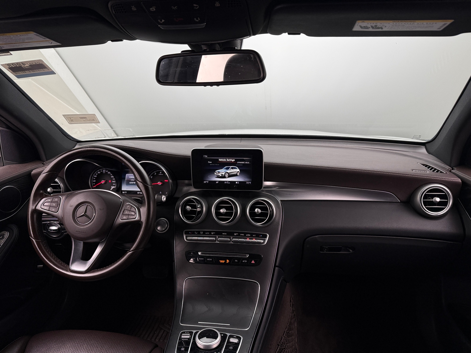 Thumbnail: 2018 Mercedes-Benz GLC - 2