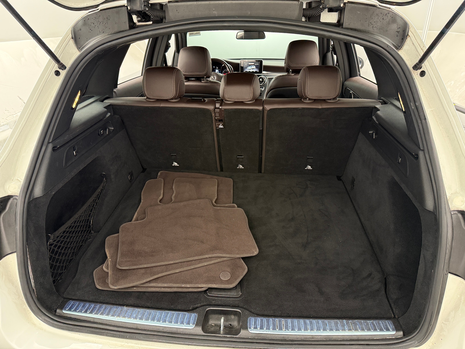 Thumbnail: 2018 Mercedes-Benz GLC - 6