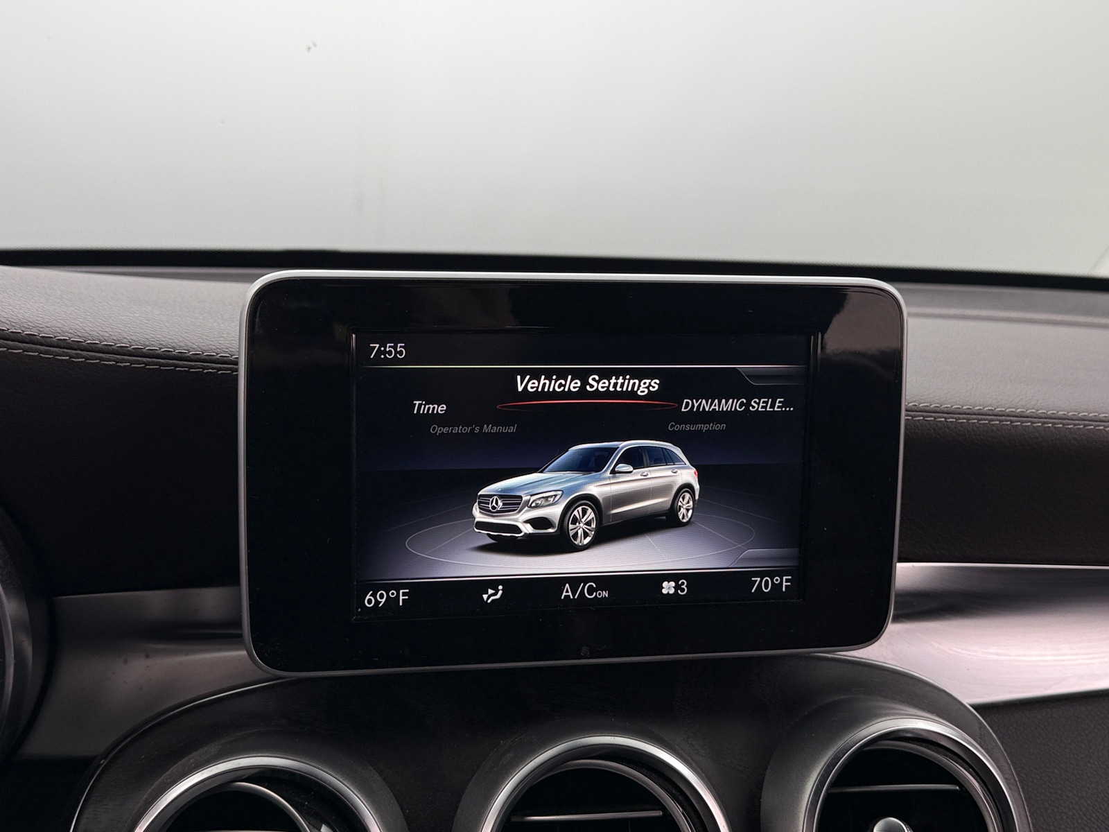 Thumbnail: 2018 Mercedes-Benz GLC - 3