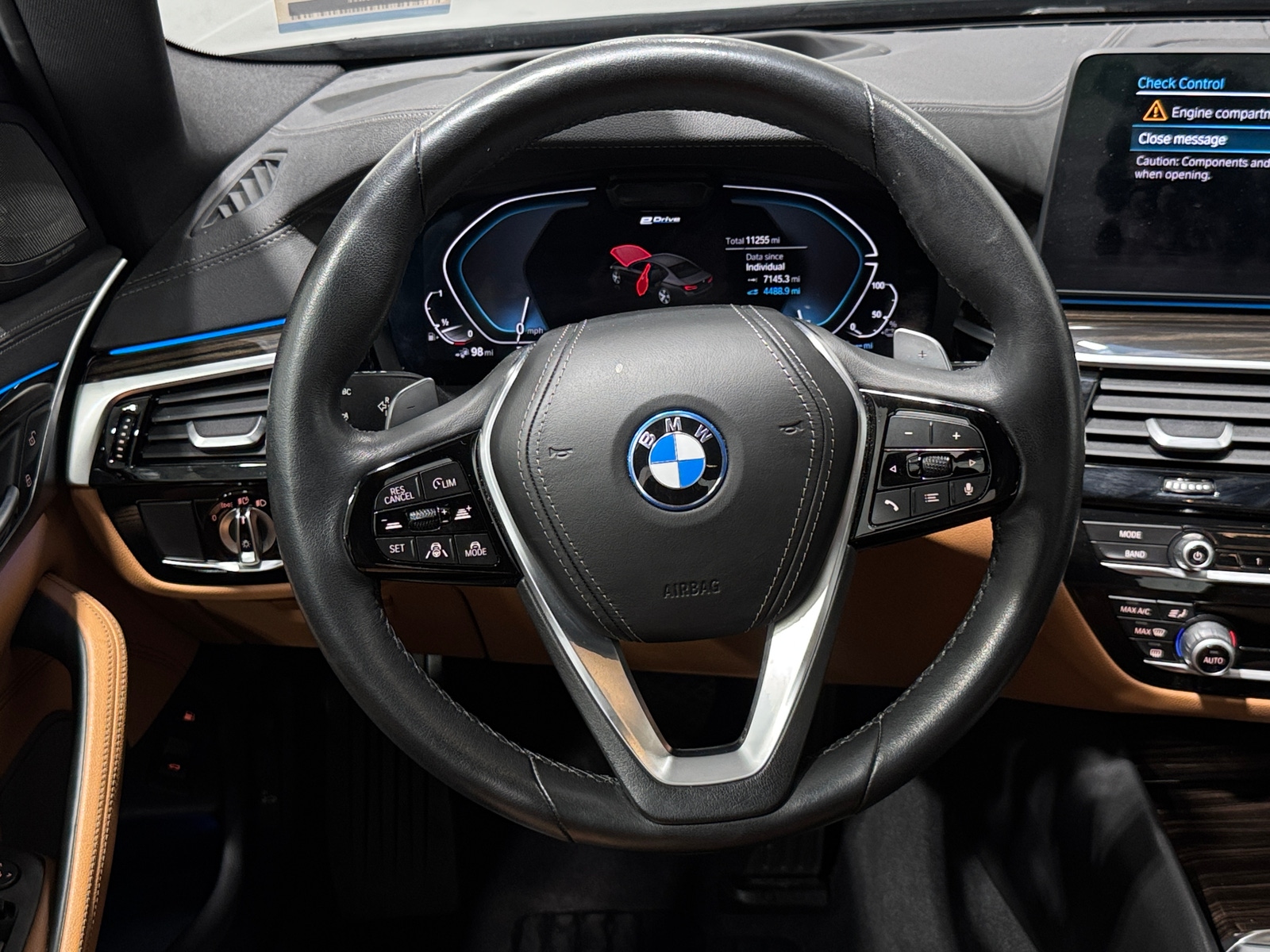 Thumbnail: 2022 BMW 5 Series - 4