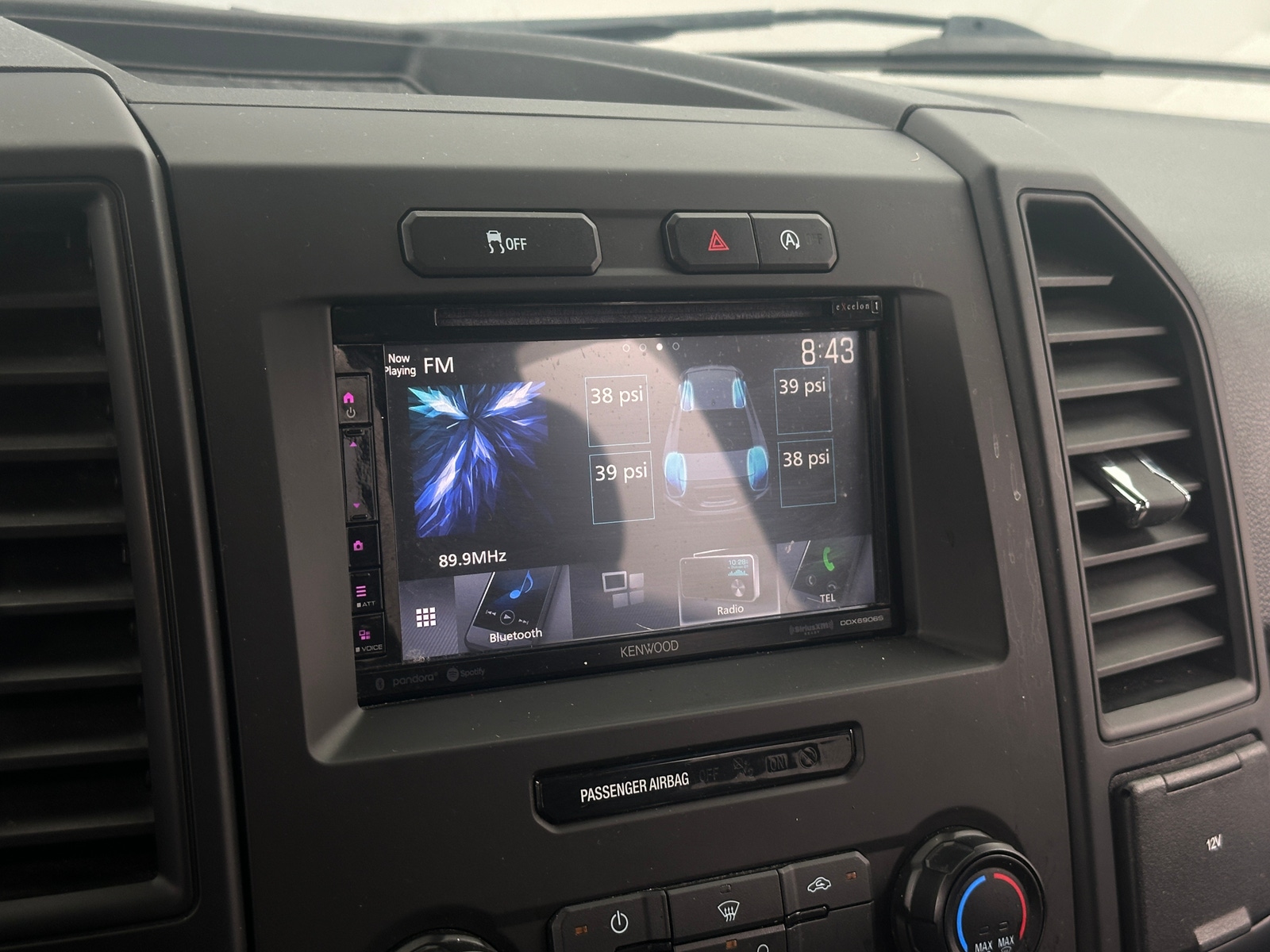 Thumbnail: 2018 Ford Econoline - 4