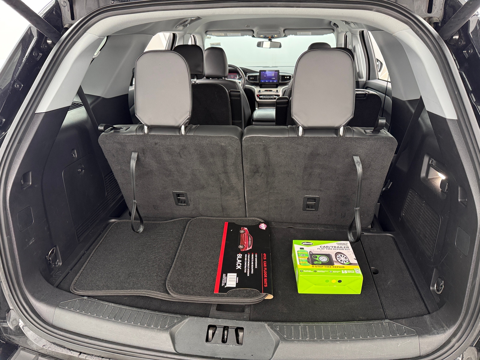 Thumbnail: 2022 Ford Explorer - 6