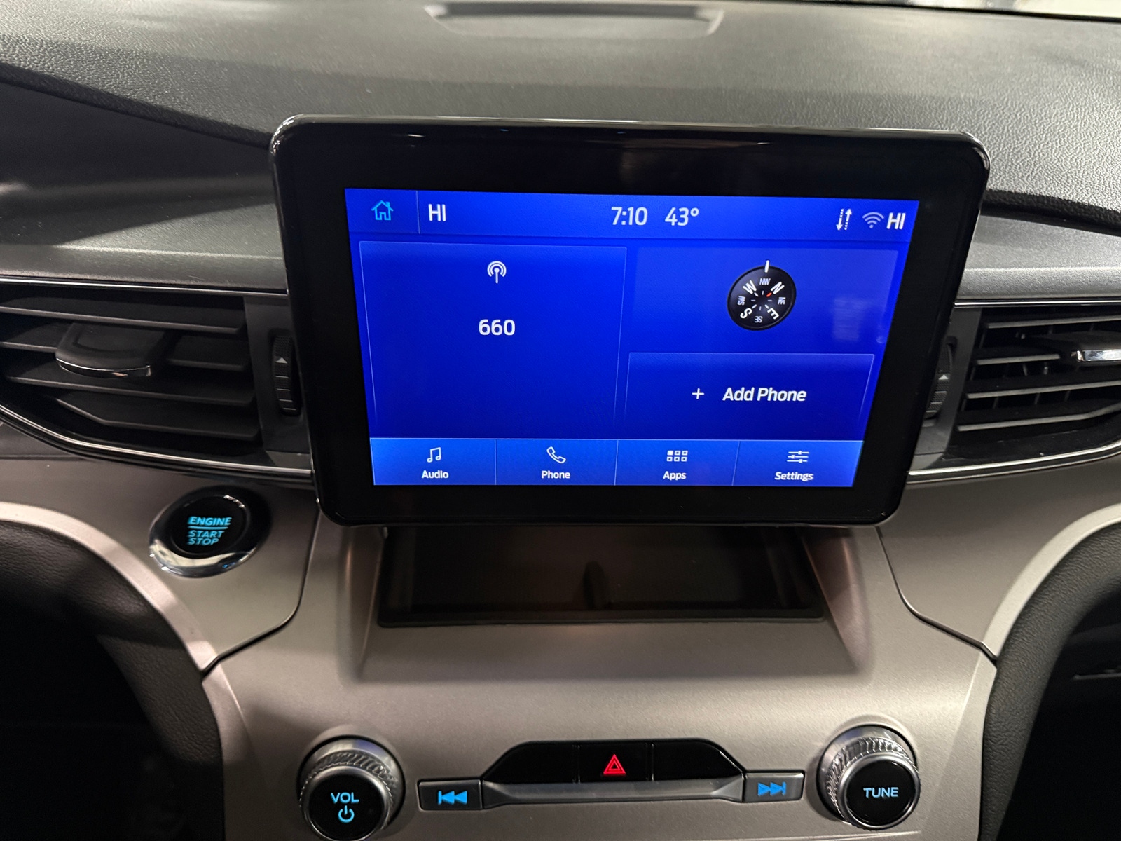 Thumbnail: 2022 Ford Explorer - 3