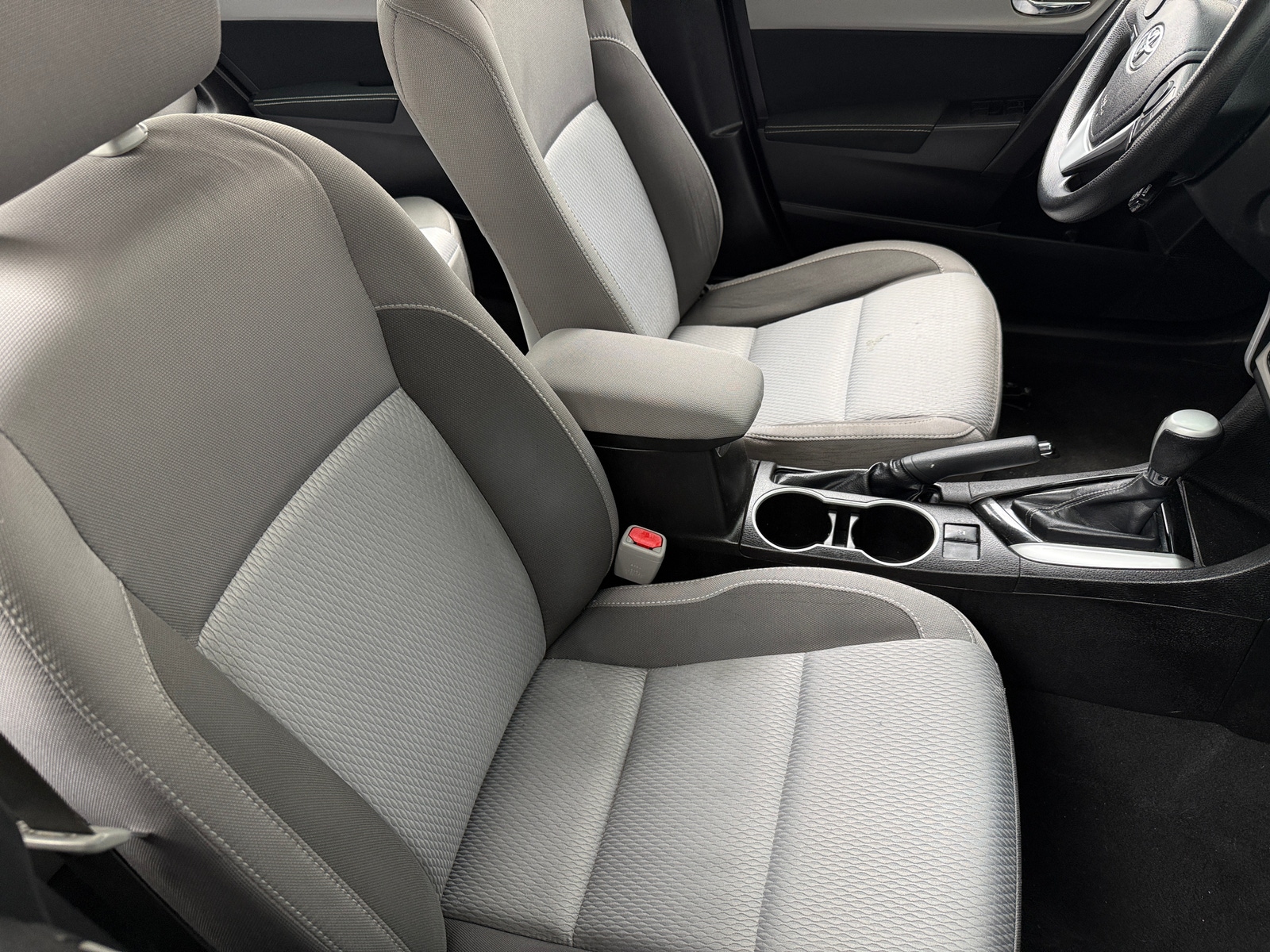 Thumbnail: 2017 Toyota Corolla - 2