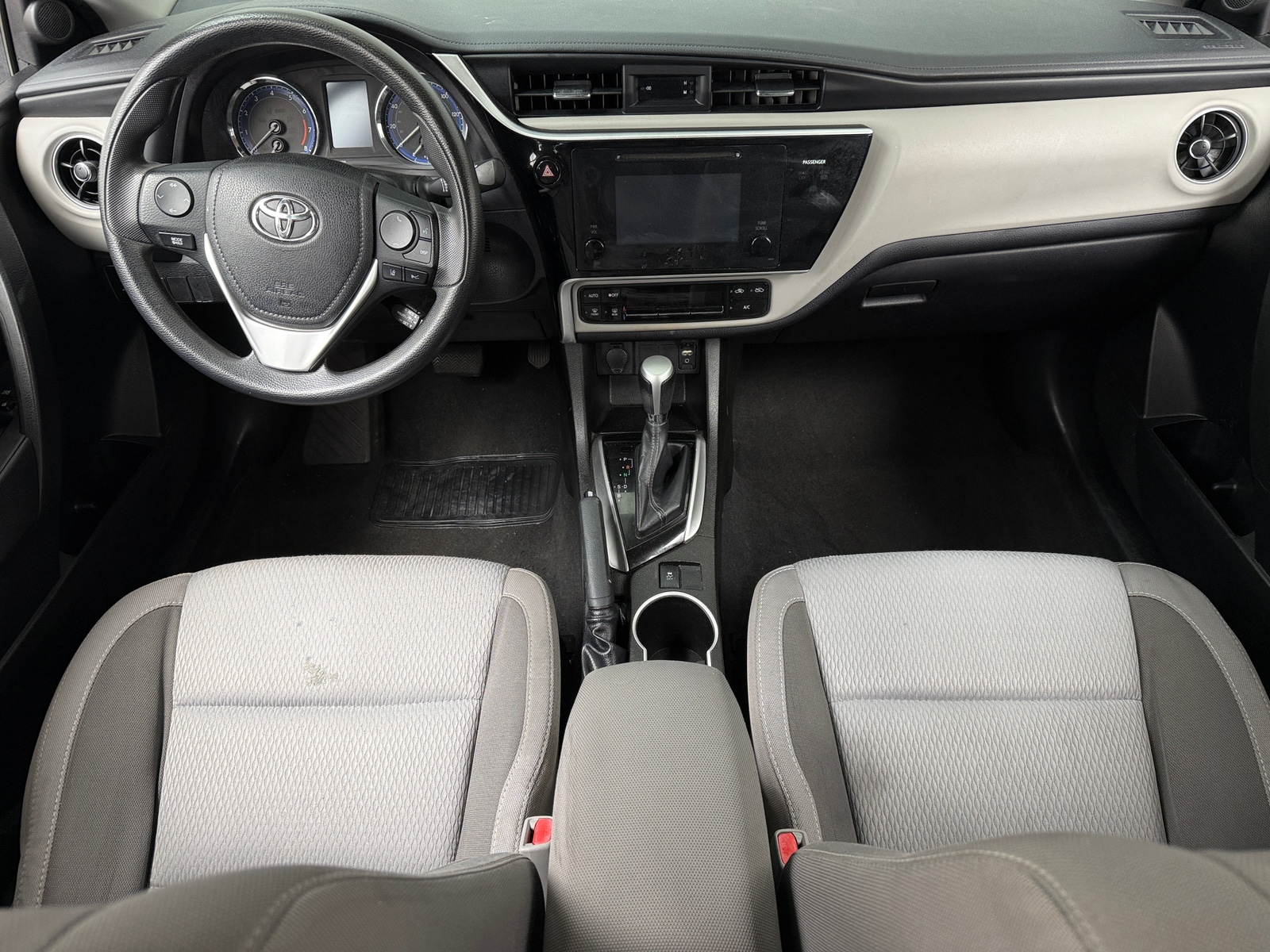 Thumbnail: 2017 Toyota Corolla - 3