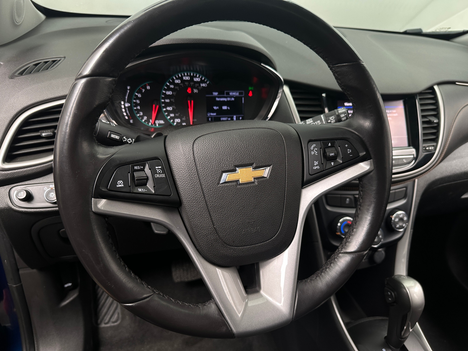 Thumbnail: 2020 Chevrolet Trax - 5