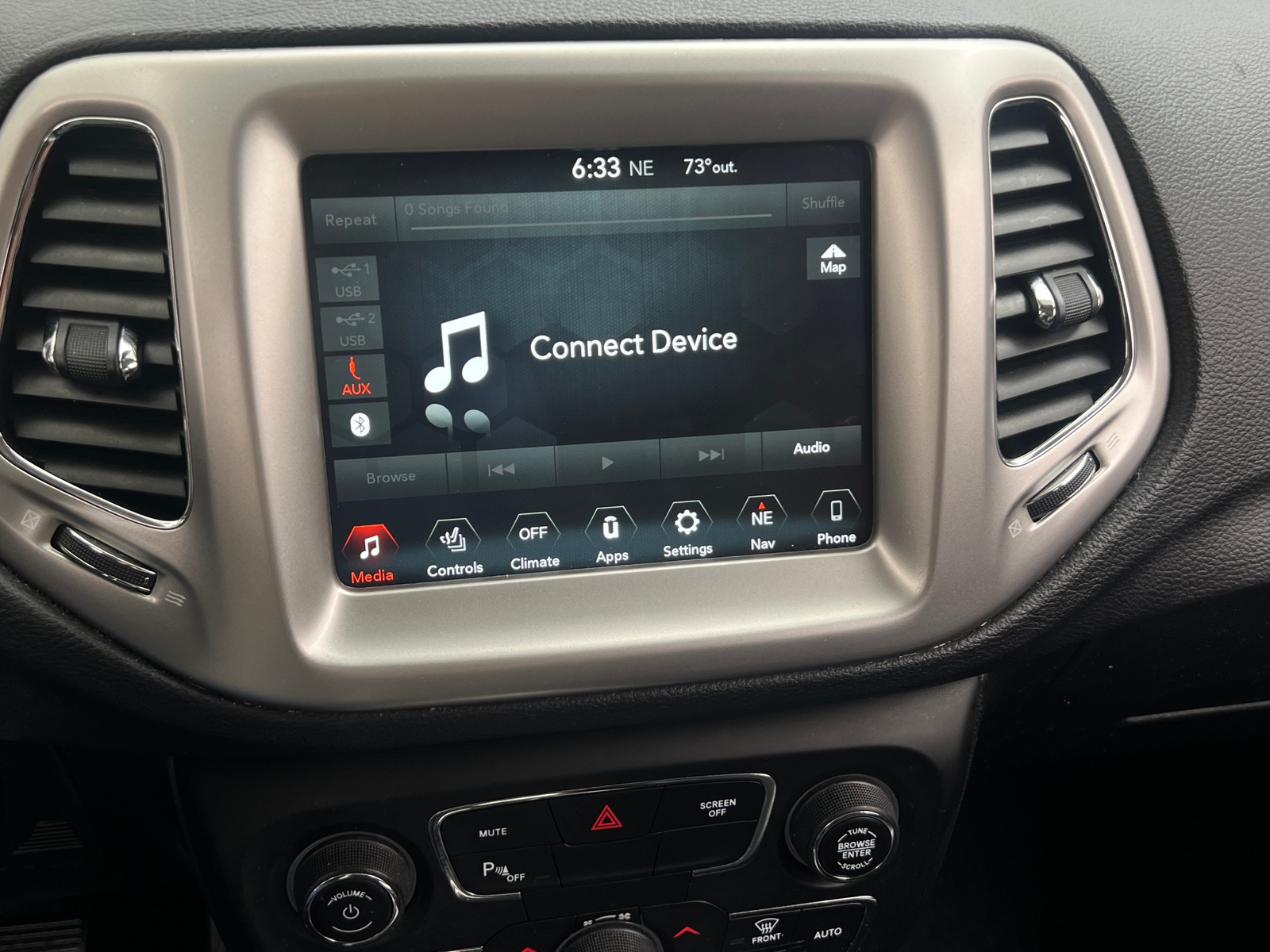 Thumbnail: 2018 Jeep Compass - 4