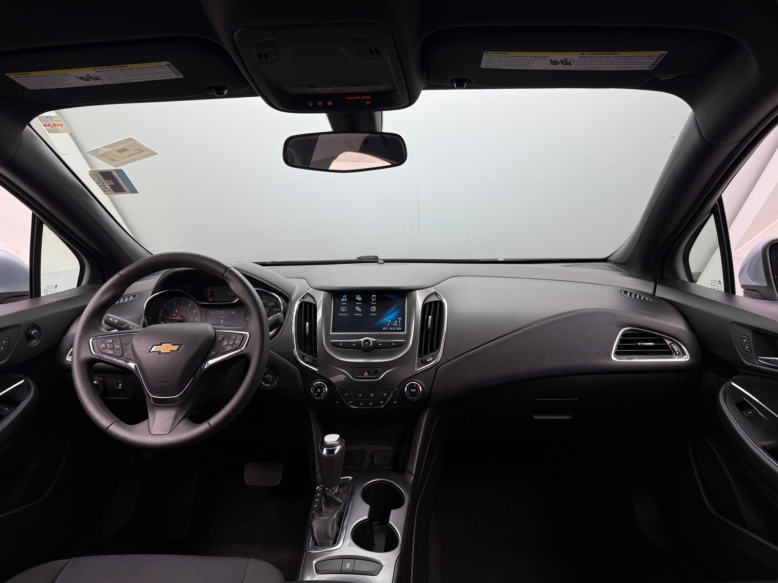 Thumbnail: 2017 Chevrolet Cruze - 3