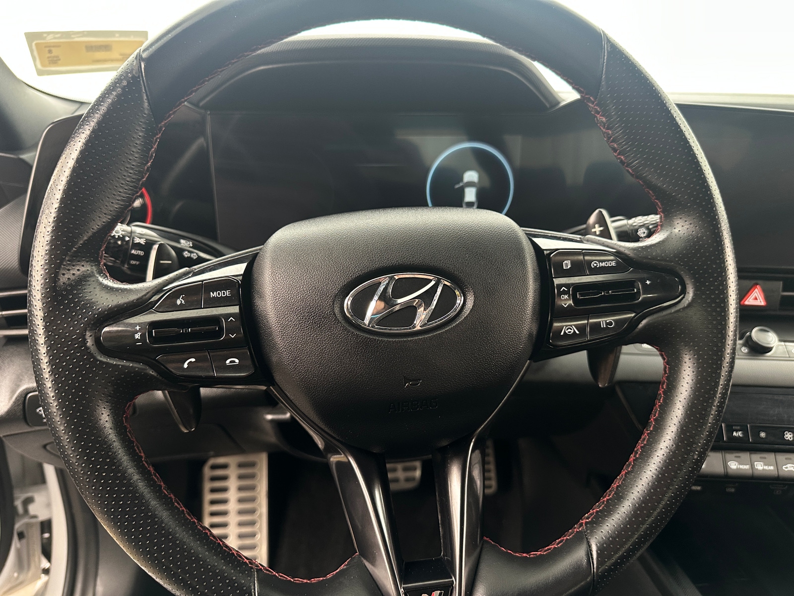 Thumbnail: 2023 Hyundai Elantra - 4