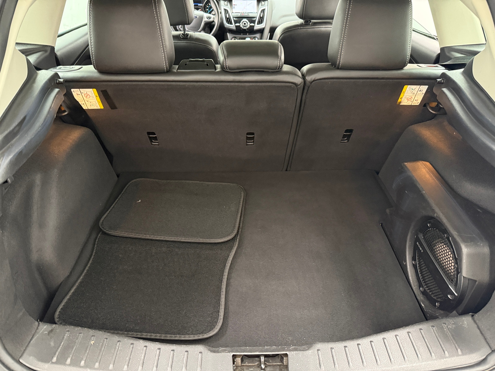 Thumbnail: 2014 Ford Focus - 6