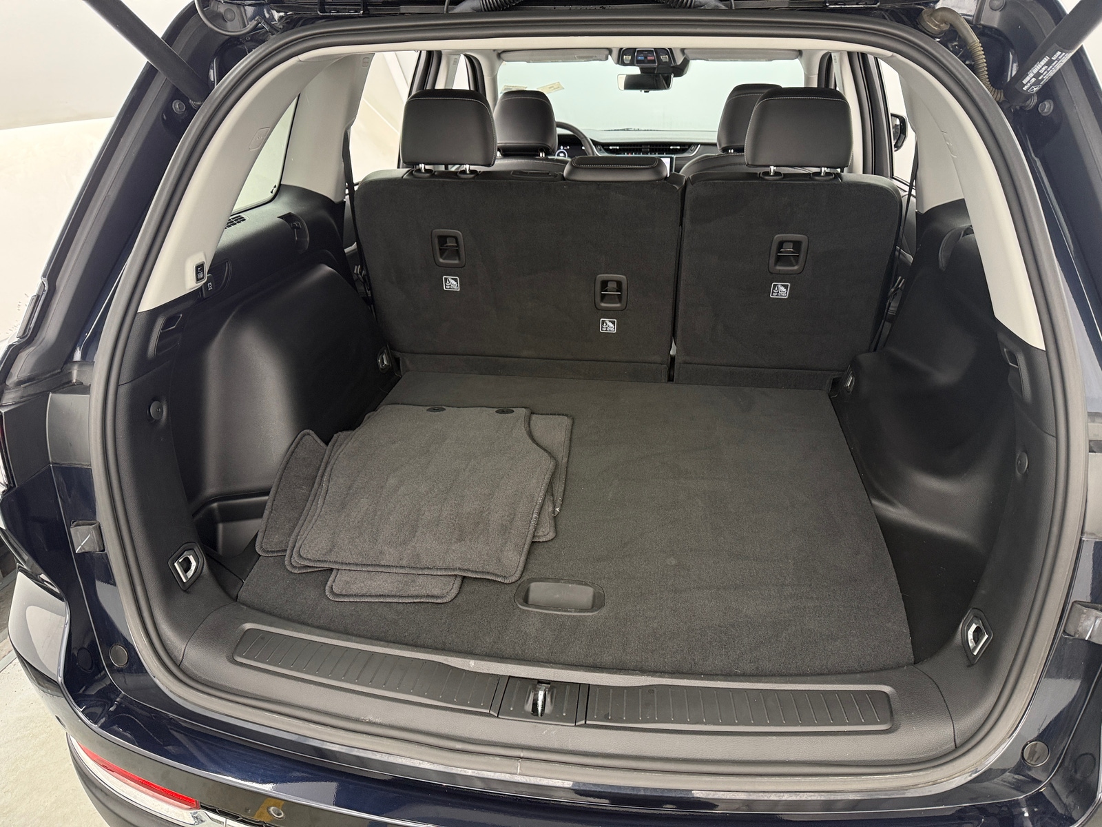 Thumbnail: 2023 Jeep Grand Cherokee - 7