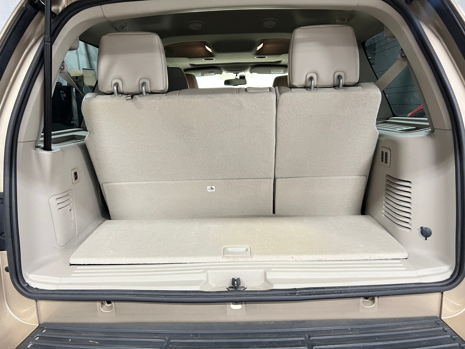 Thumbnail: 2014 Lincoln Navigator - 6